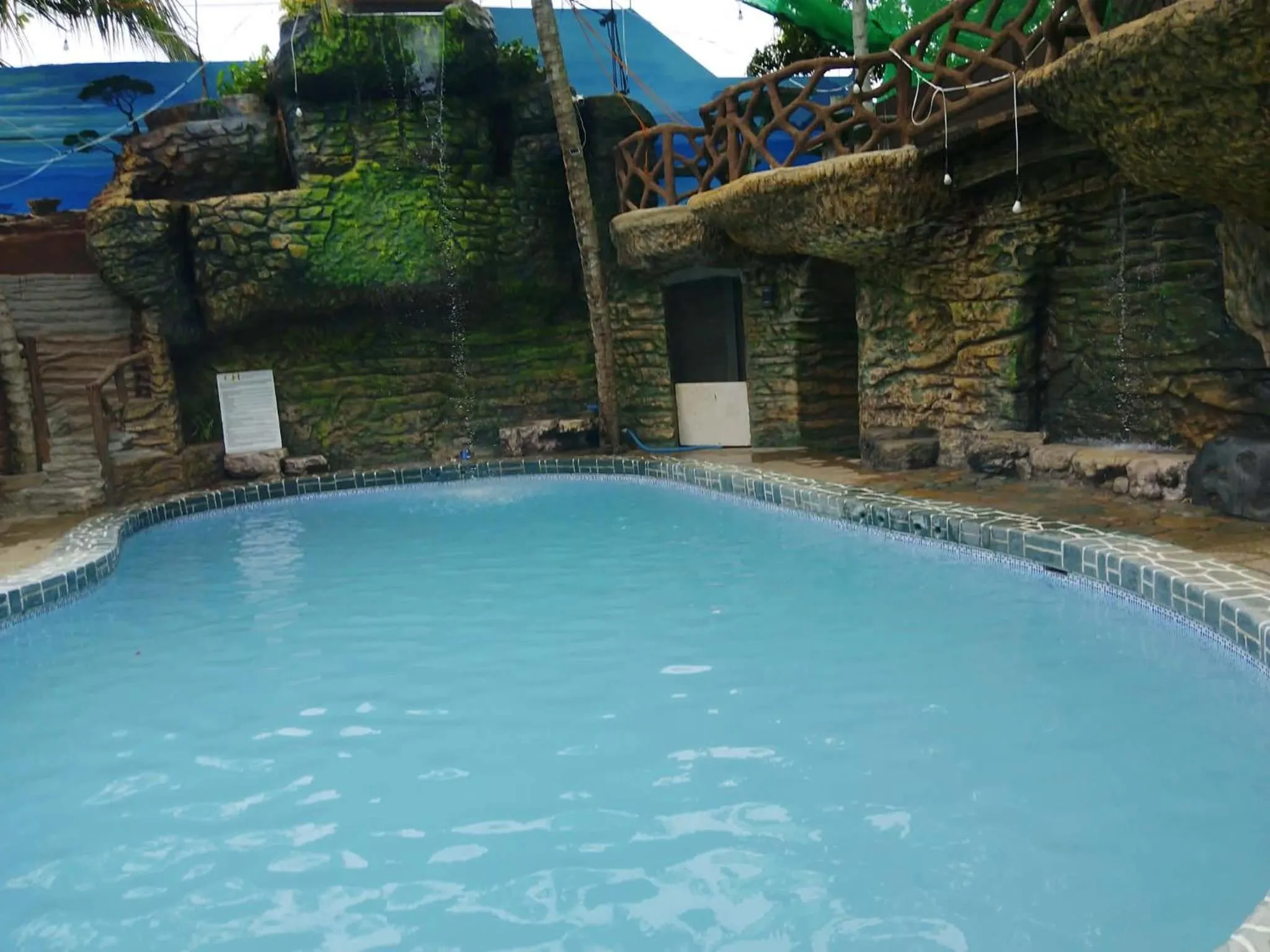 Swimming pool in Coastal Haven Resort