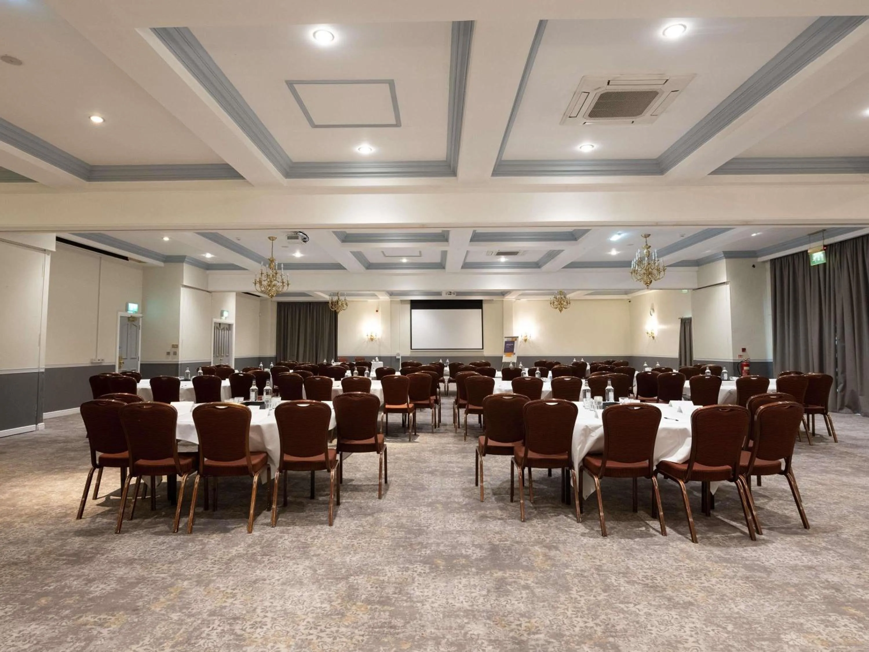 Meeting/conference room in Mercure Barnsley Tankersley Manor Hotel