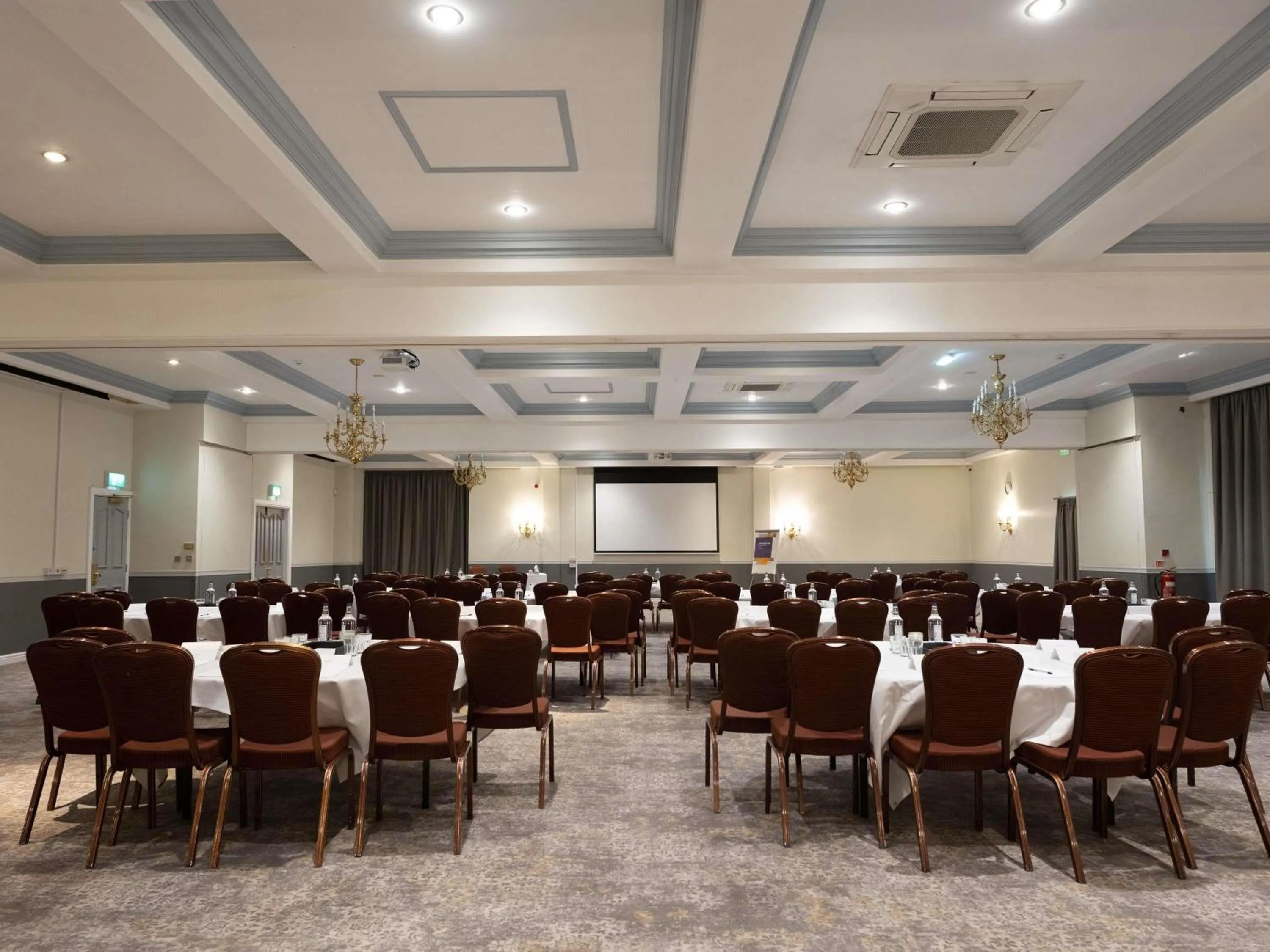 Meeting/conference room in Mercure Barnsley Tankersley Manor Hotel