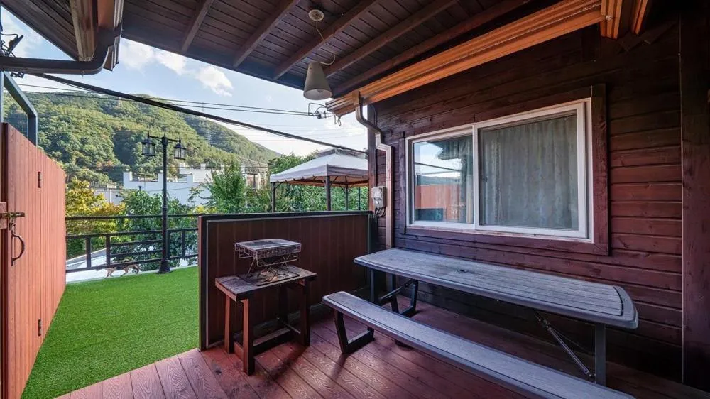 Fortune Rising Sun Hill Pension B