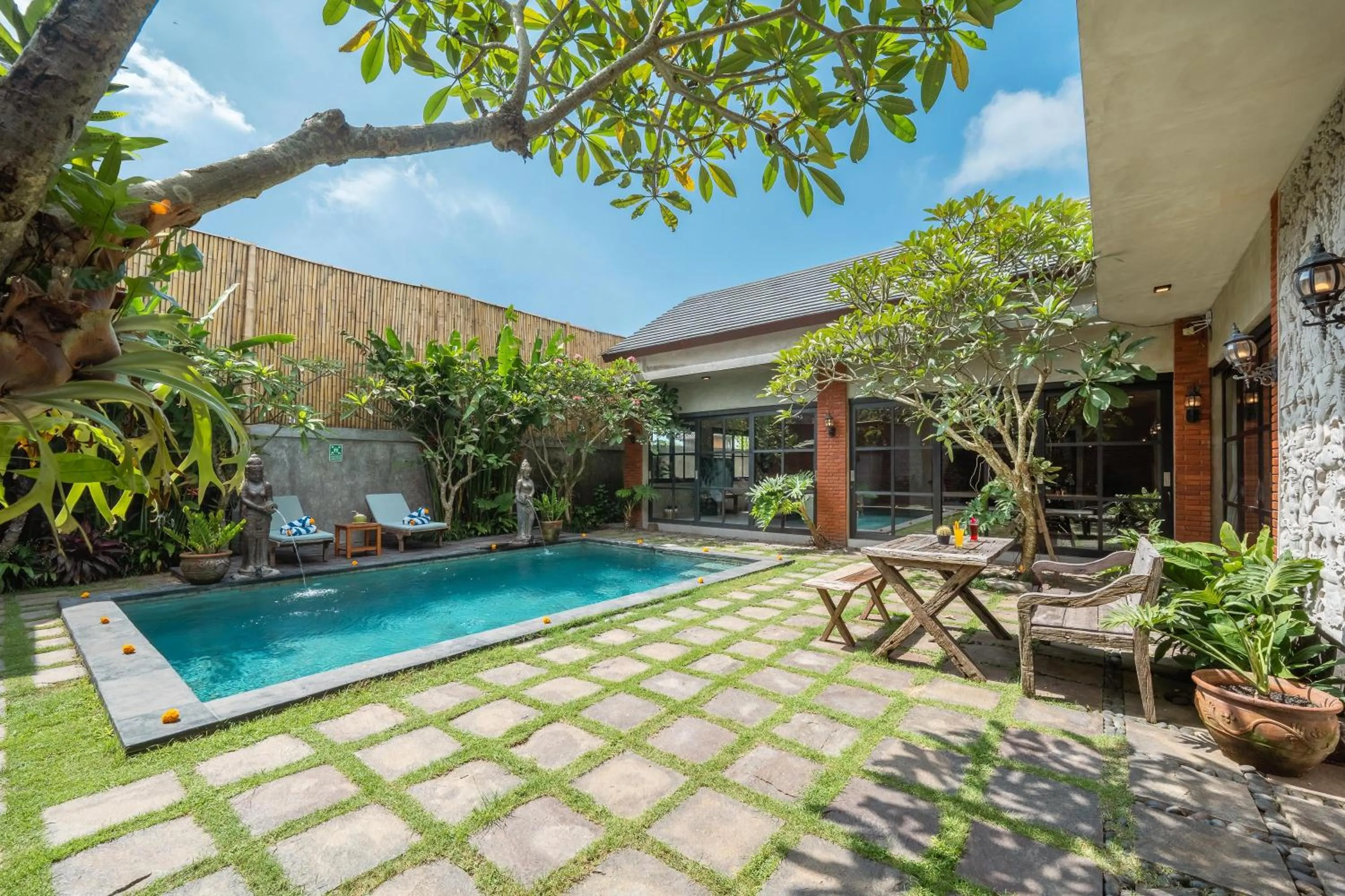 Property building in Villa Jonsu Uluwatu by Nagisa Bali