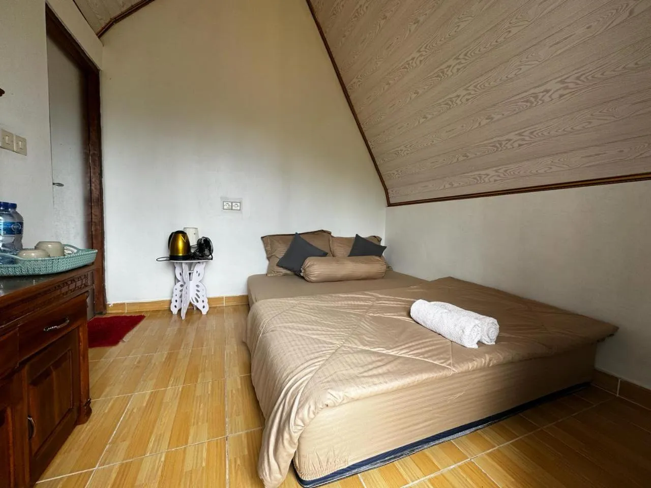 Bedroom, Bed in Belvilla Break Coffee Kintamani