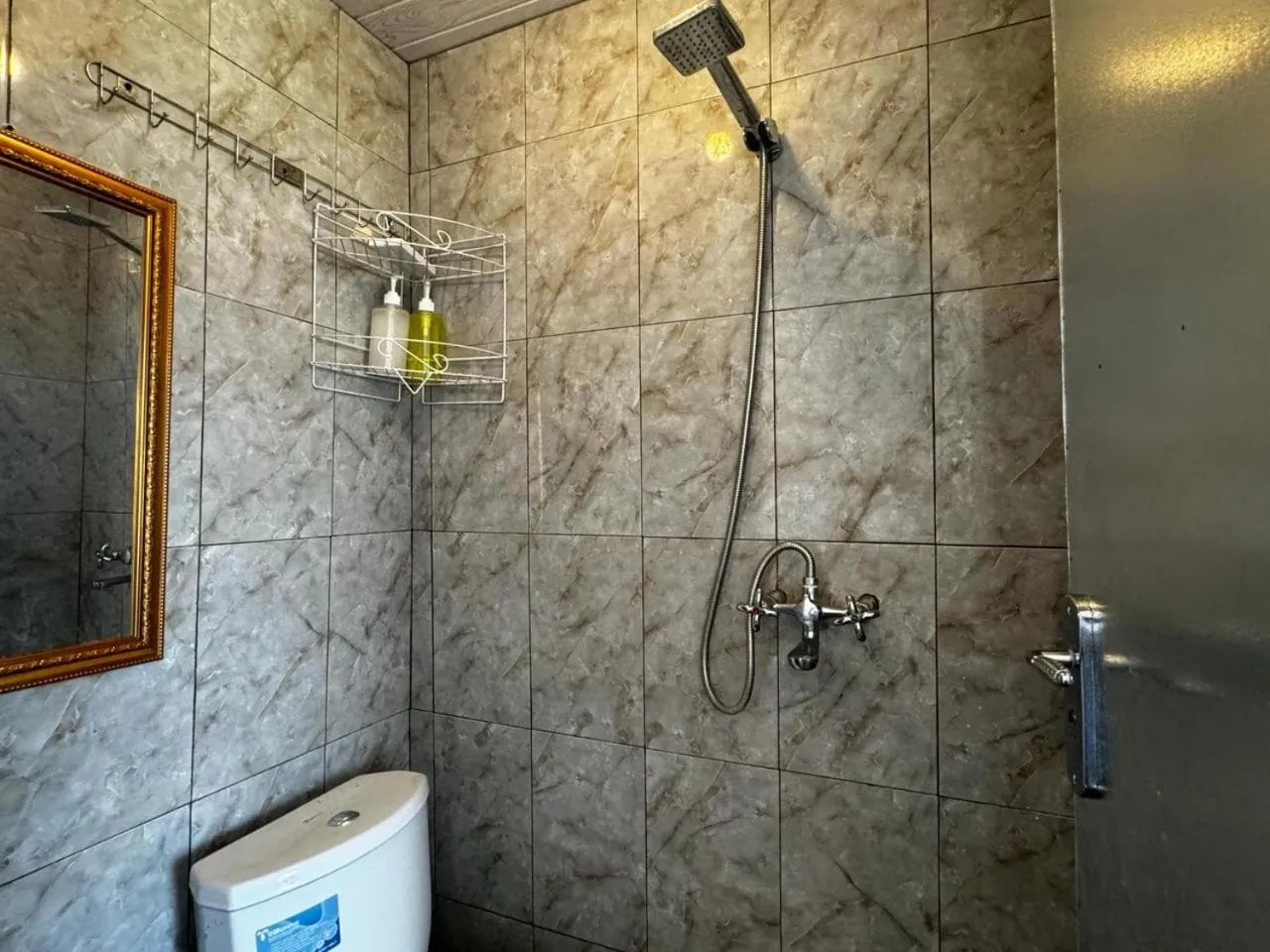 Bathroom in Belvilla Break Coffee Kintamani