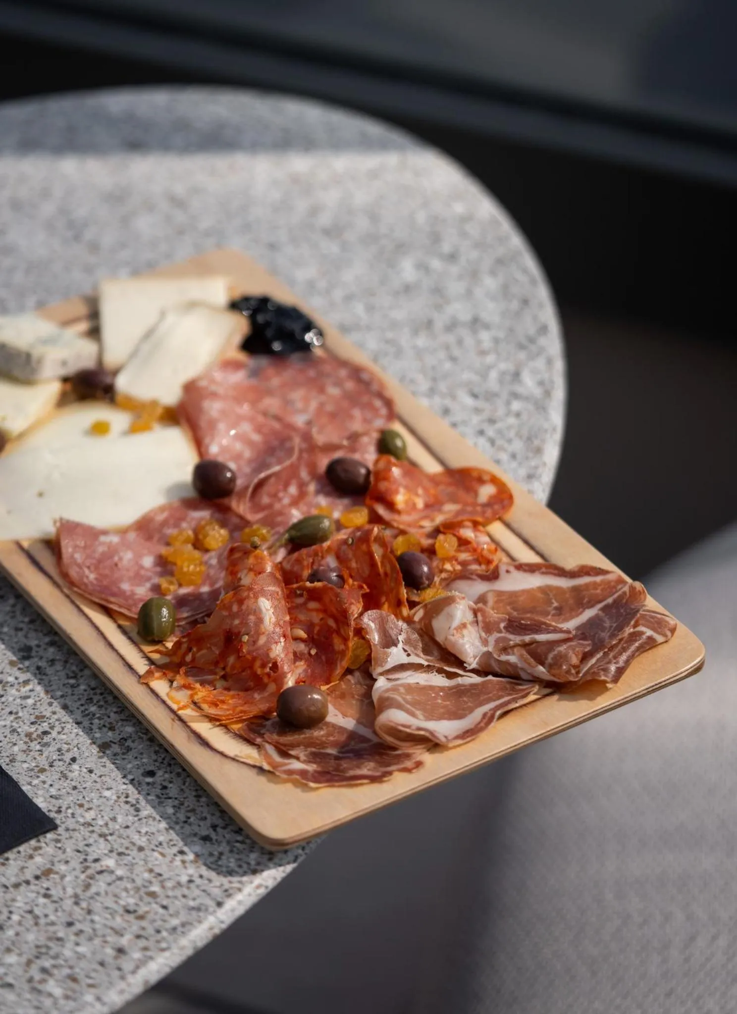 Restaurant/places to eat in Radisson Hotel Reims