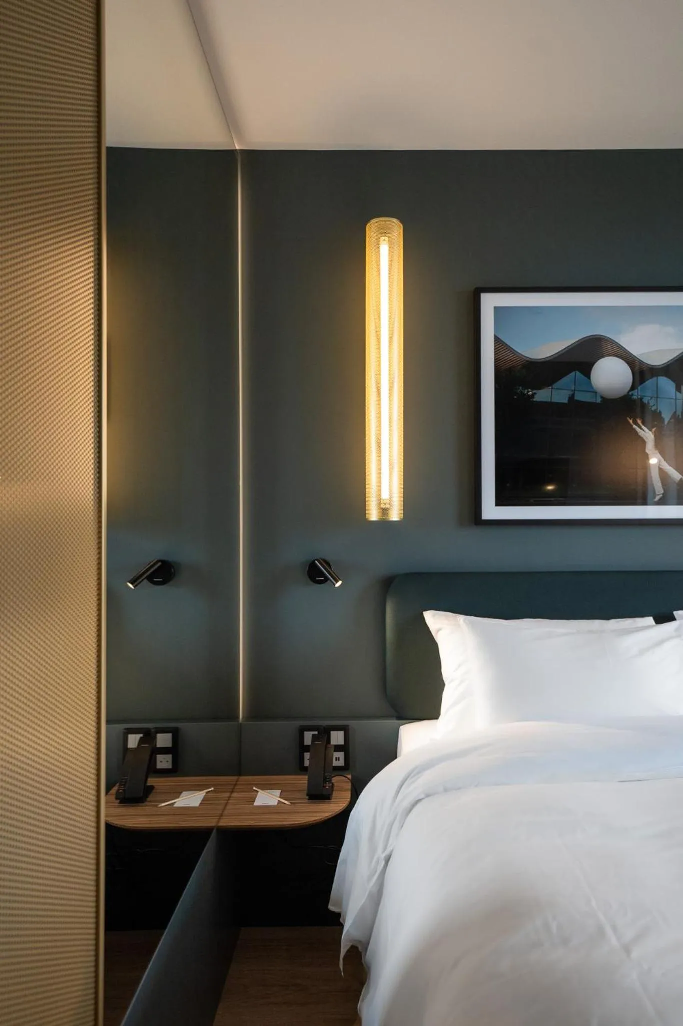 Bedroom, Bed in Radisson Hotel Reims