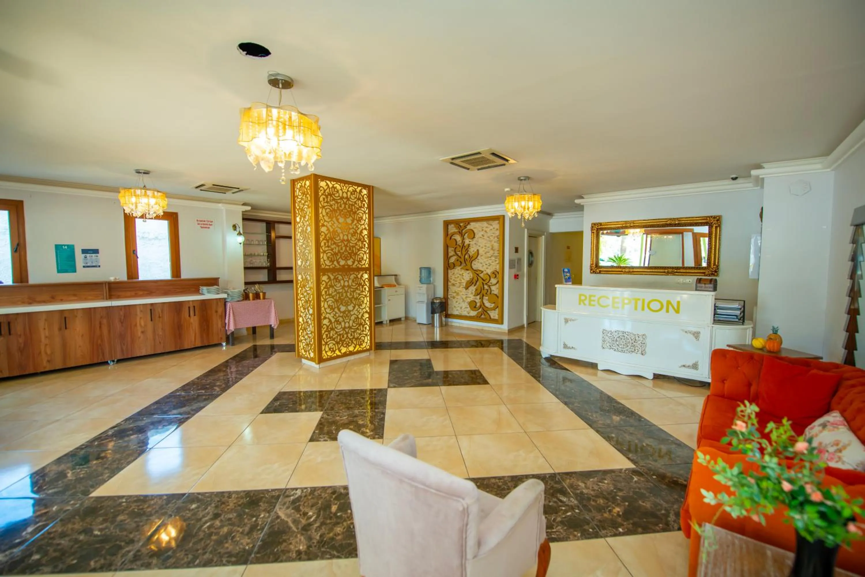 Property building in Cennet Life Hotel