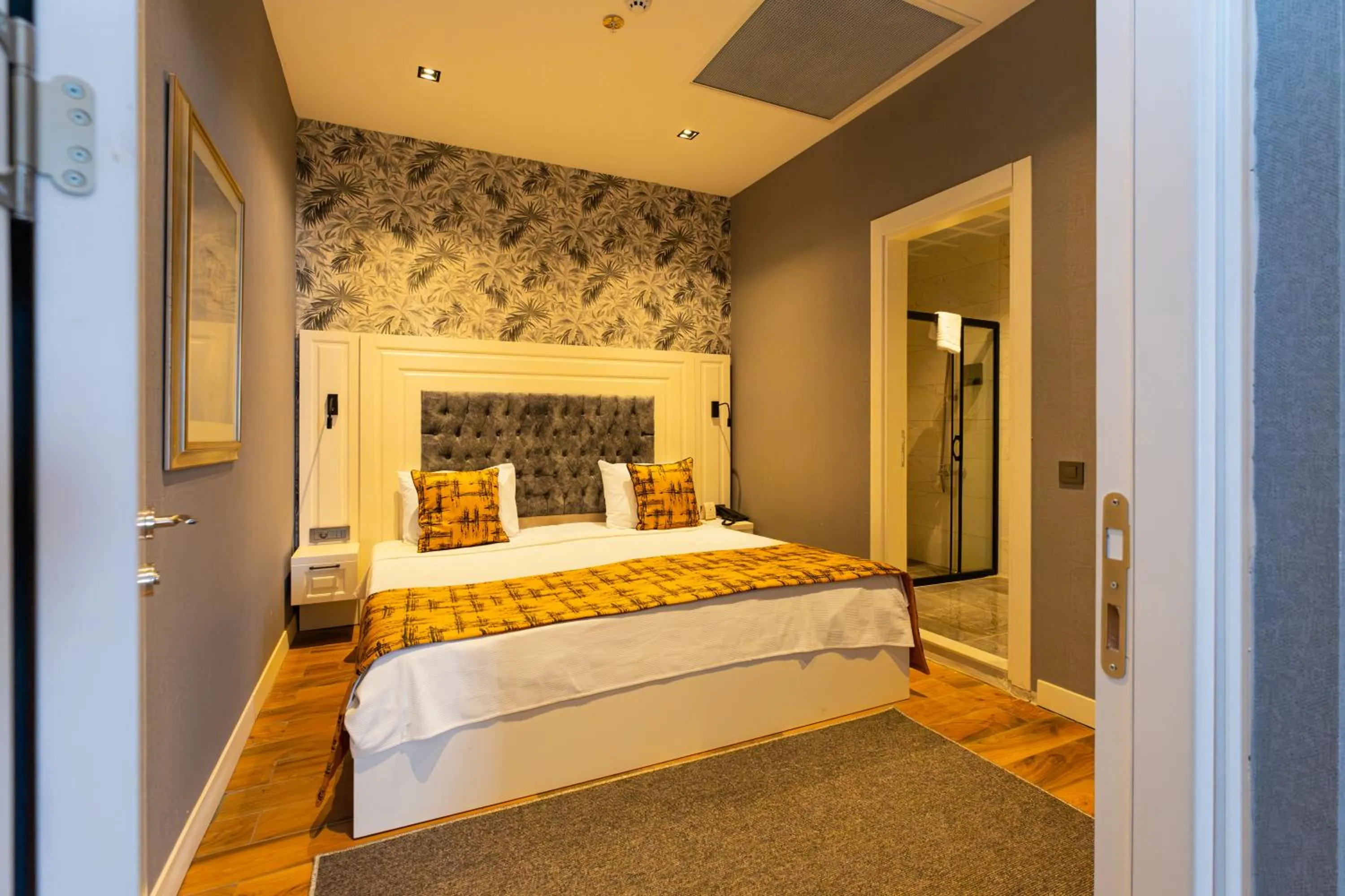 Bed in Hipodrom Hotel