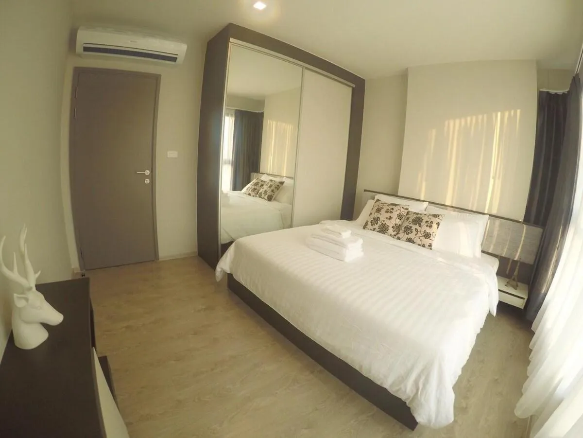 Bed in The Base Central Pattaya