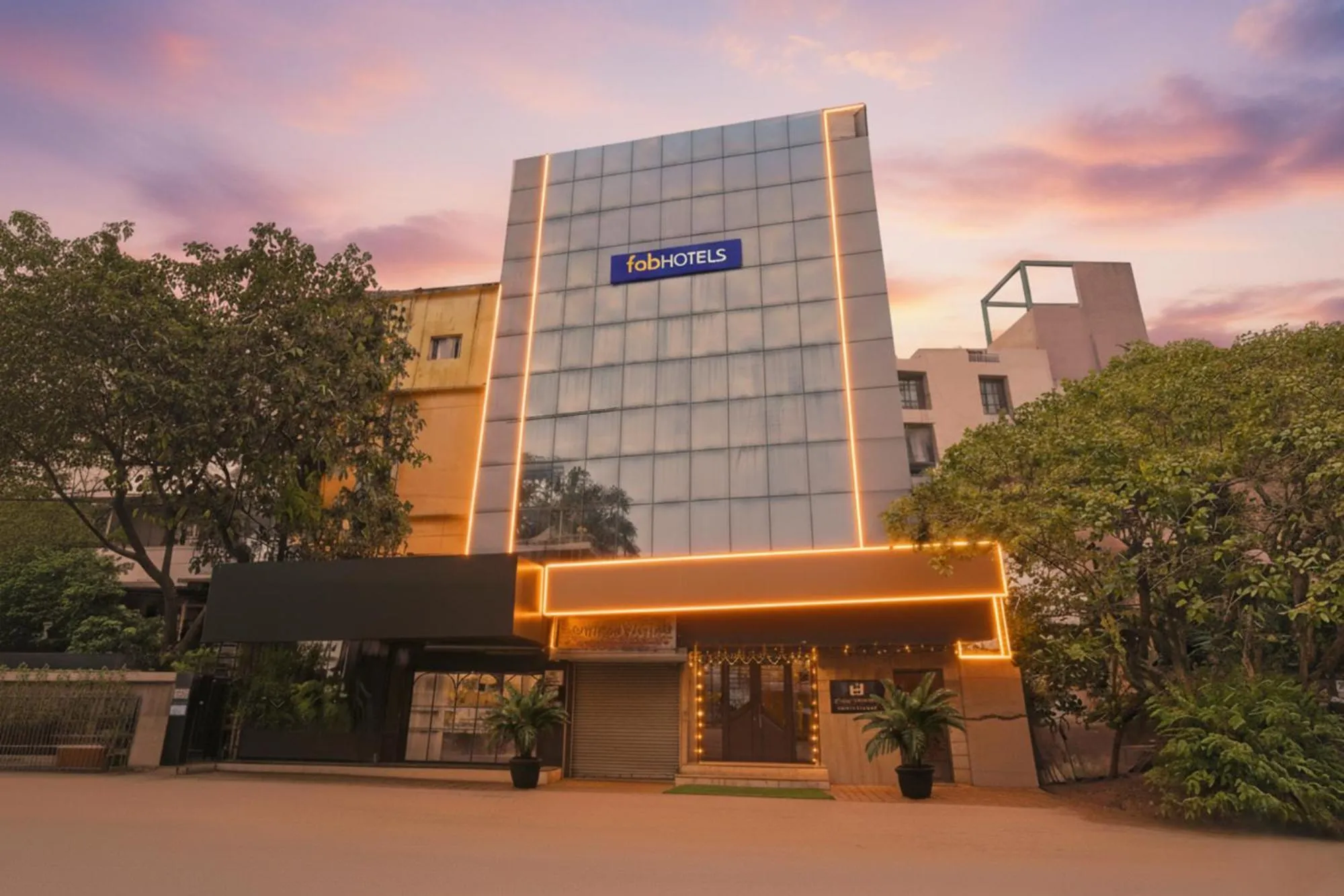 Property building in FabHotel Gulshan International - Nr Peter Cat Park Street