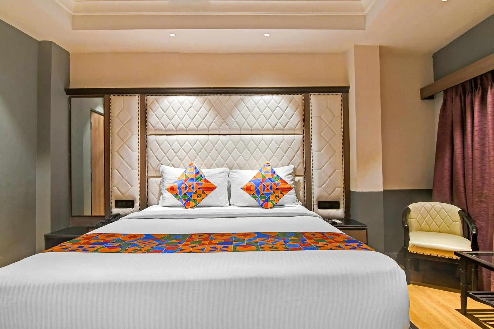 Bed in FabHotel Gulshan International - Nr Peter Cat Park Street