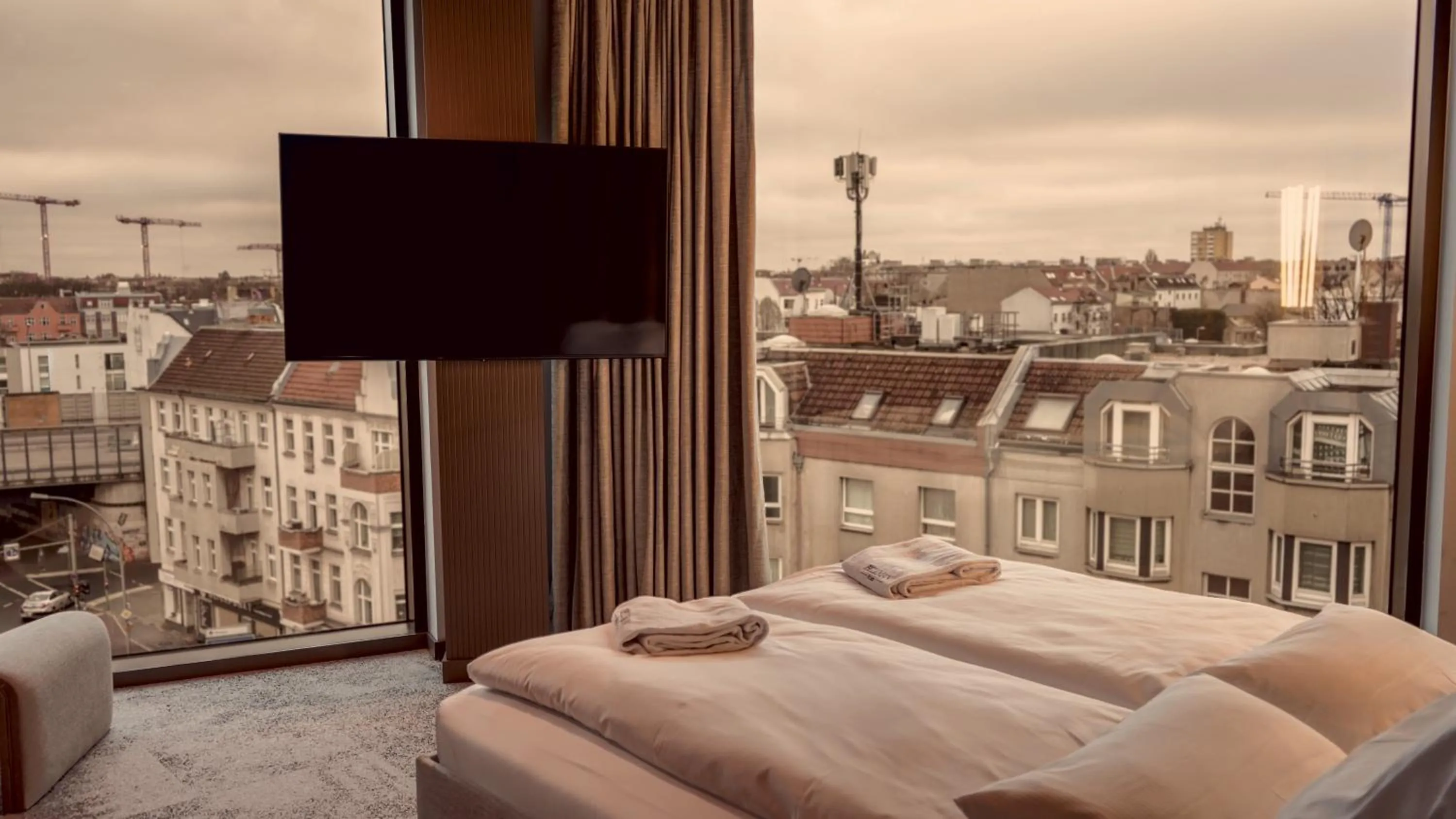 Bed in Bellman Hotel