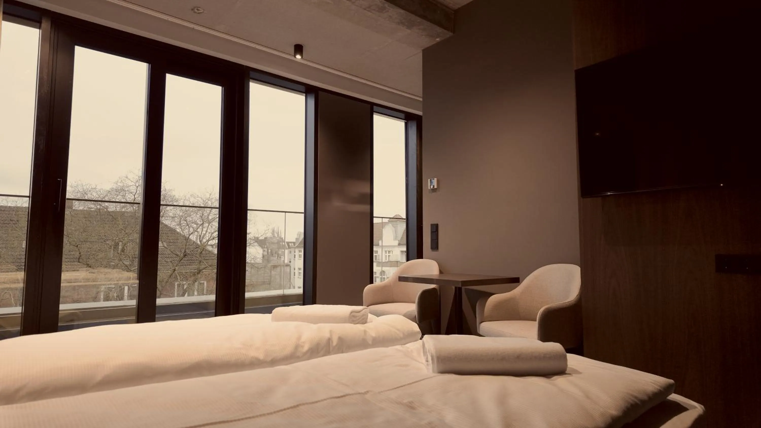 Photo of the whole room, Bed in Bellman Hotel