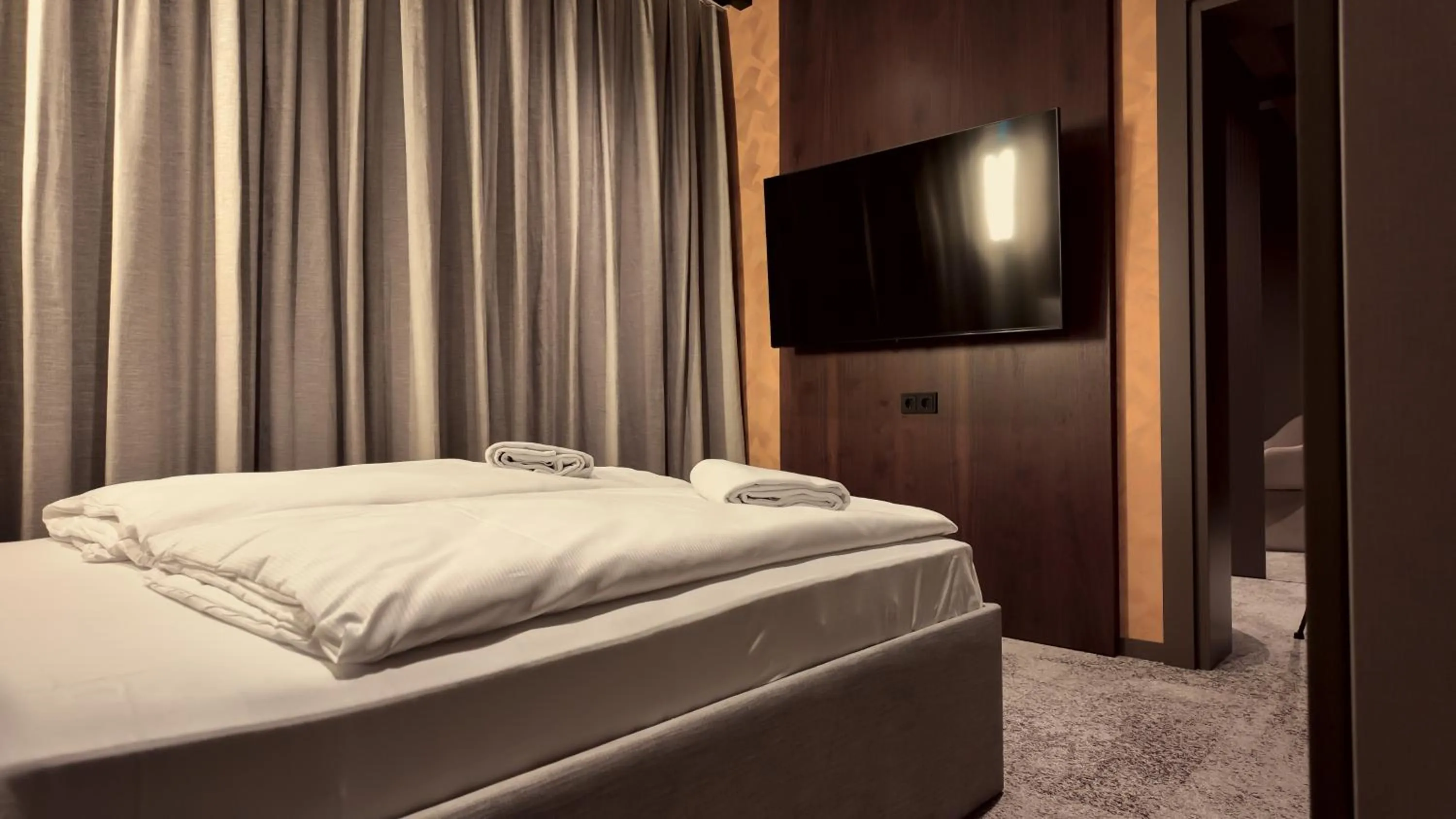 Bed in Bellman Hotel