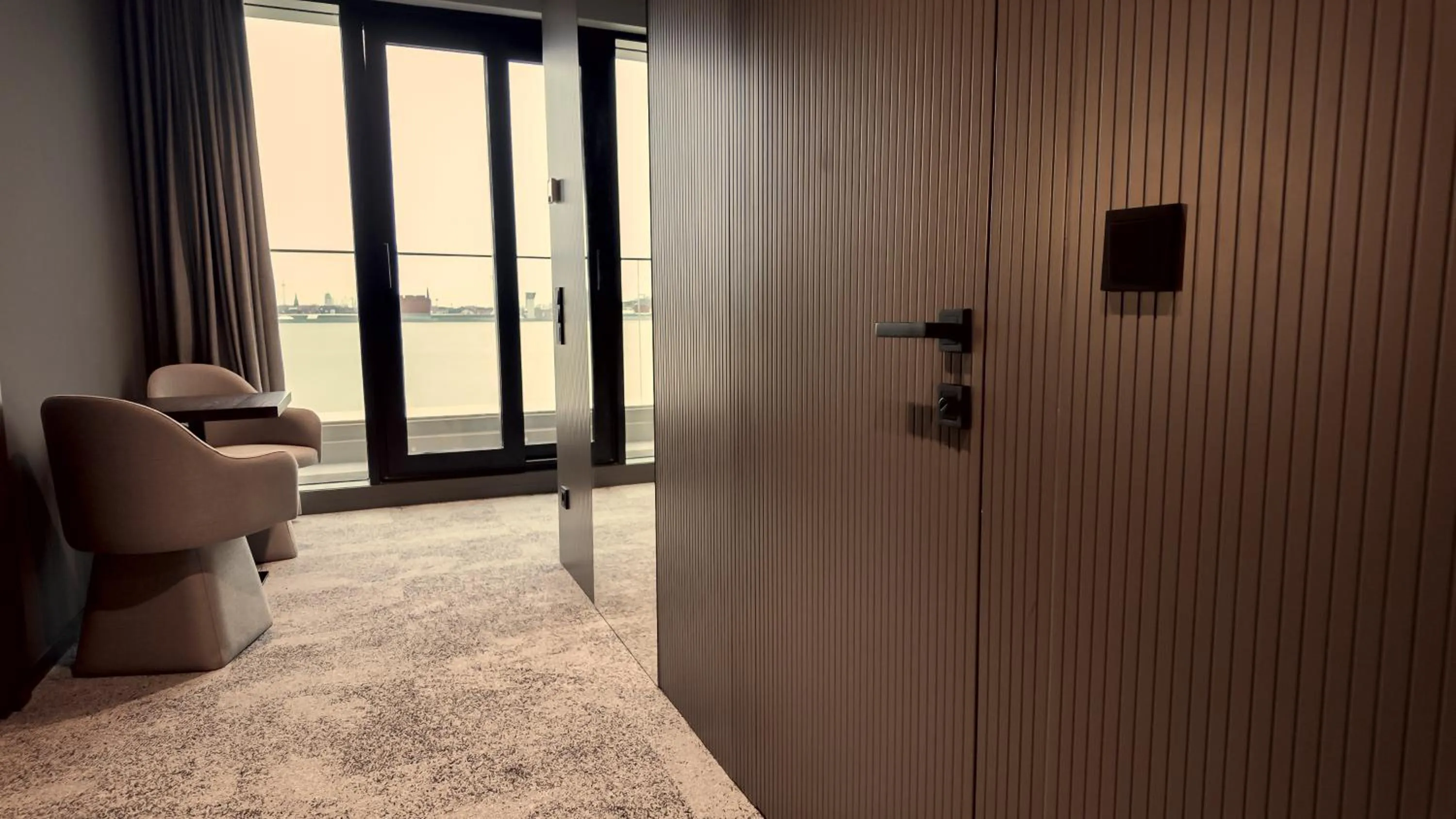 Seating area in Bellman Hotel