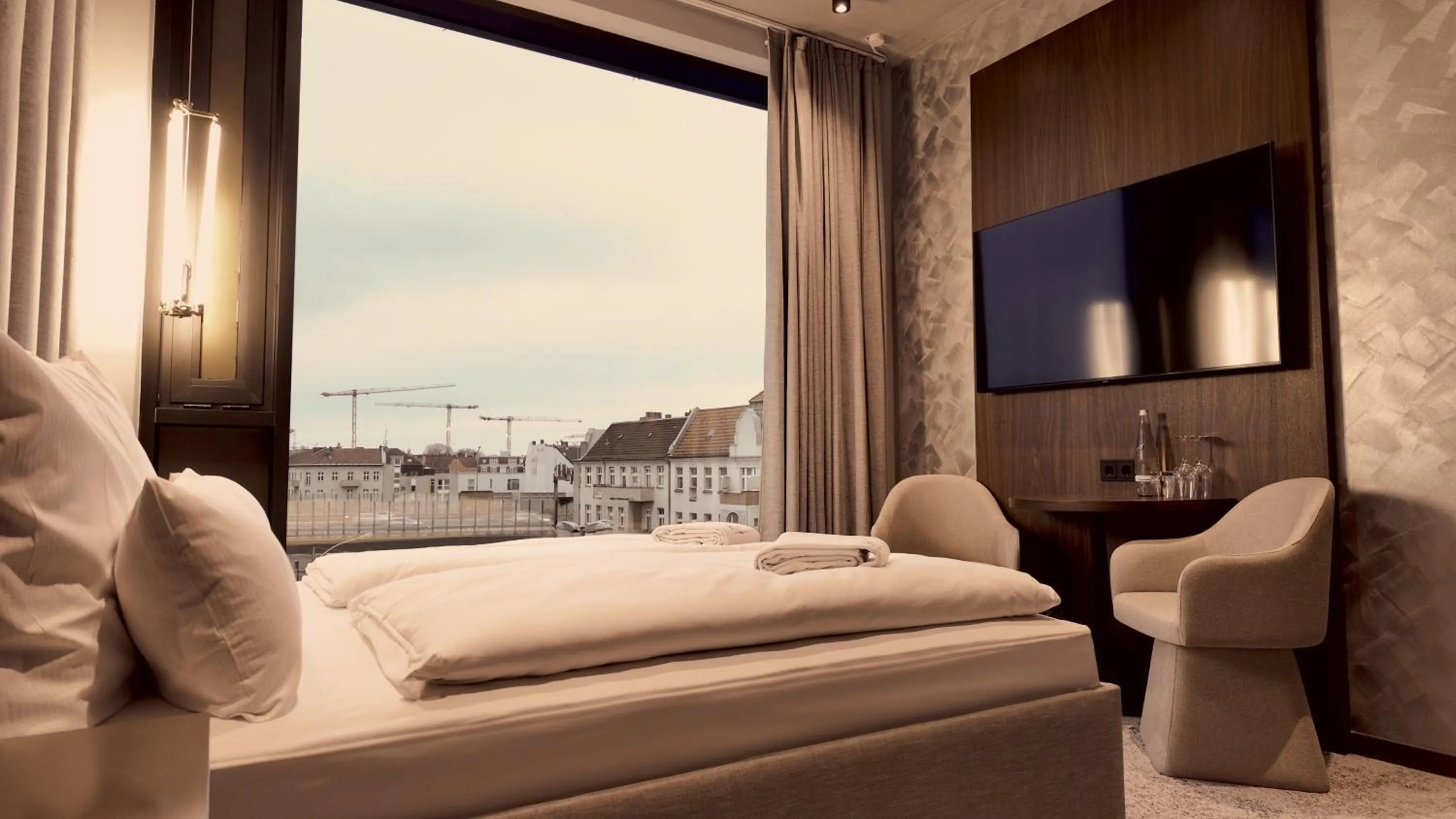 Bed in Bellman Hotel