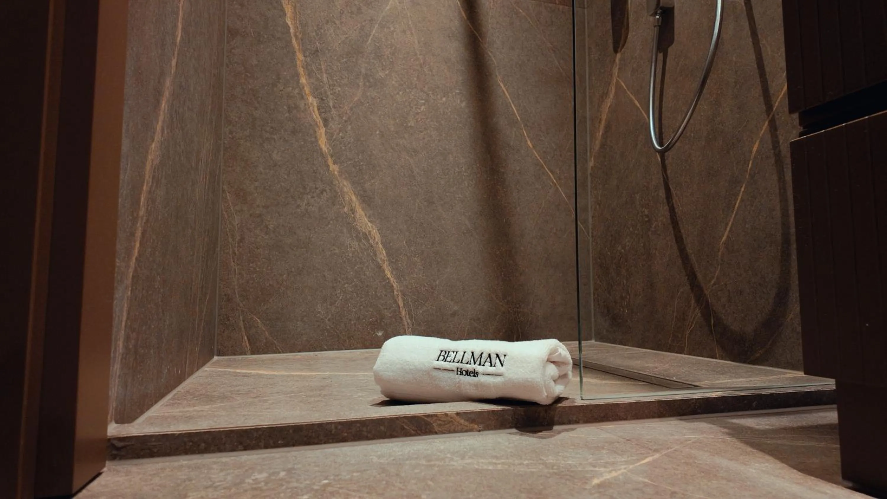 Bathroom in Bellman Hotel