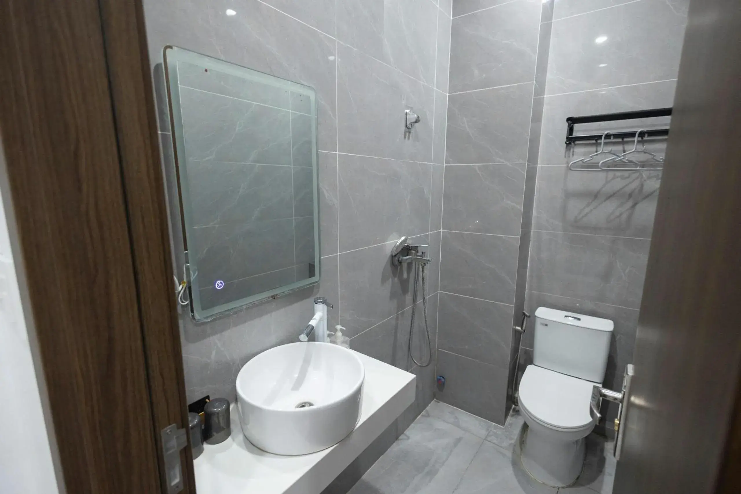 Double Room with Private Bathroom in Homestay-kim mã -giang văn minh Double Room with Private Bathroom in Homestay-kim mã -giang văn minh