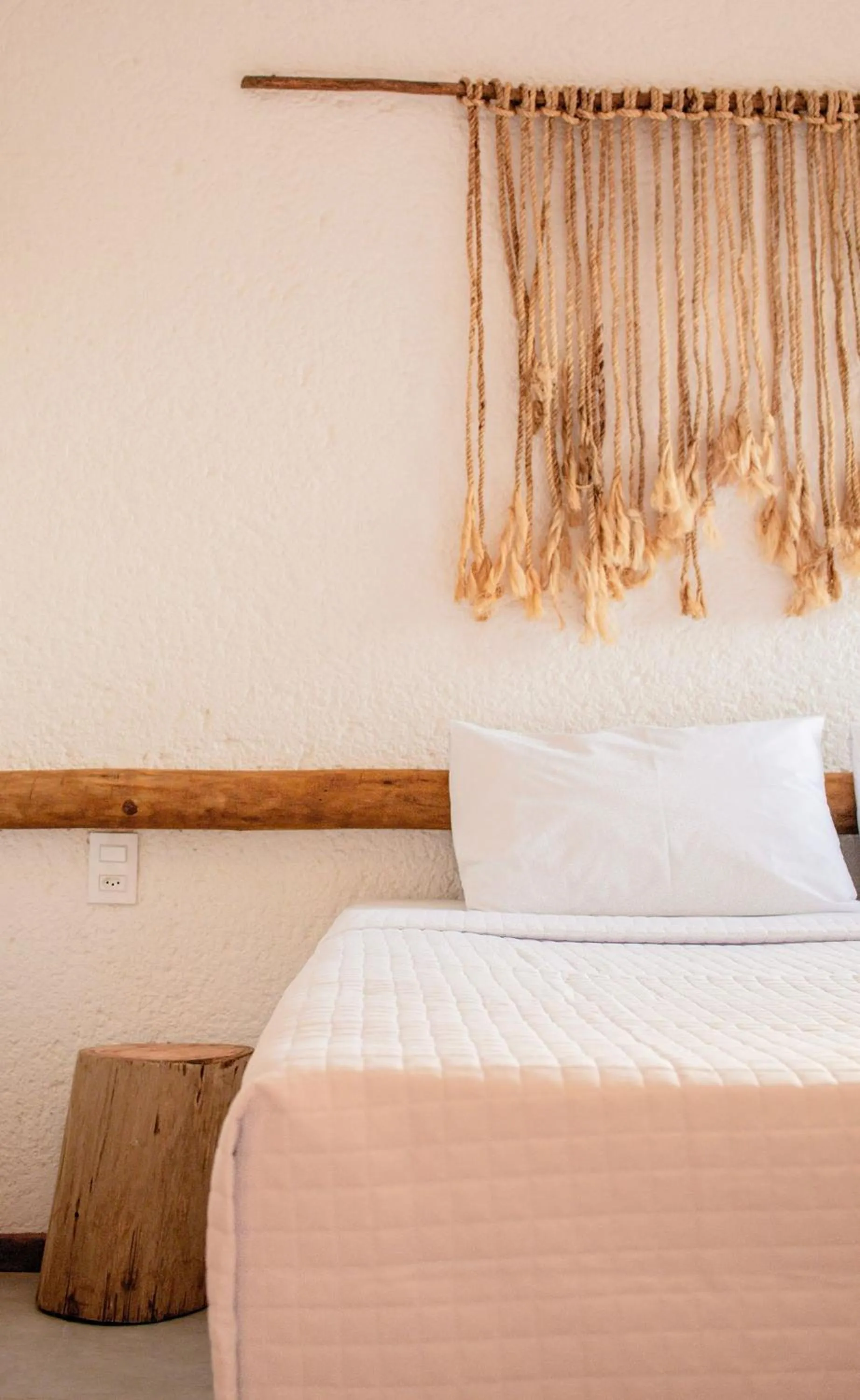 Bedroom, Bed in Villas Manatee Milagres por Quarto à Vista