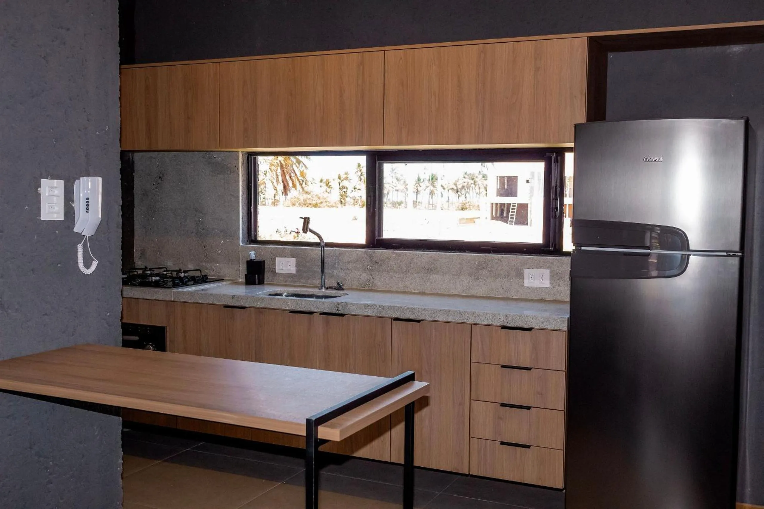 Kitchen or kitchenette in Villas Manatee Milagres por Quarto à Vista