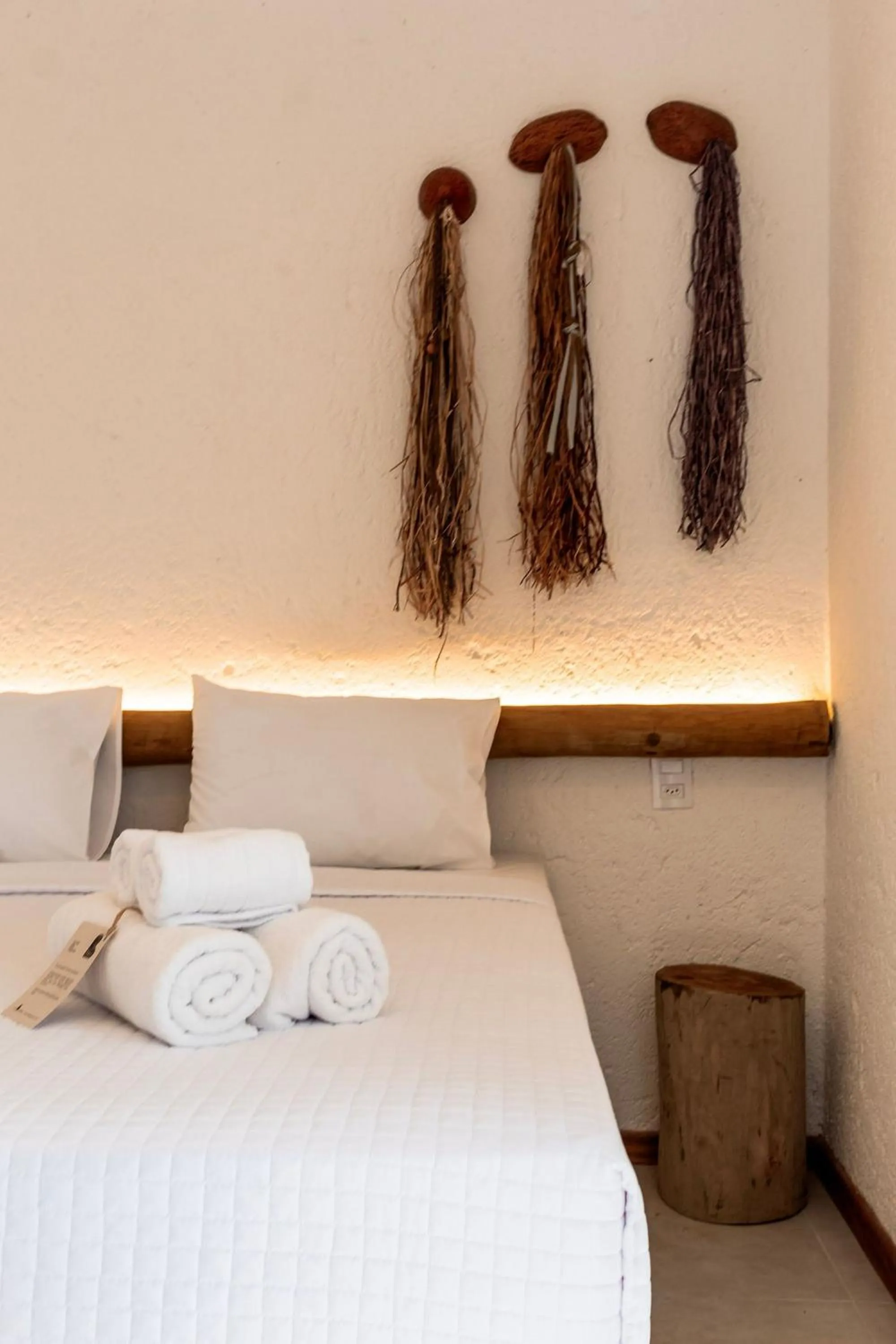 Bedroom, Bed in Villas Manatee Milagres por Quarto à Vista