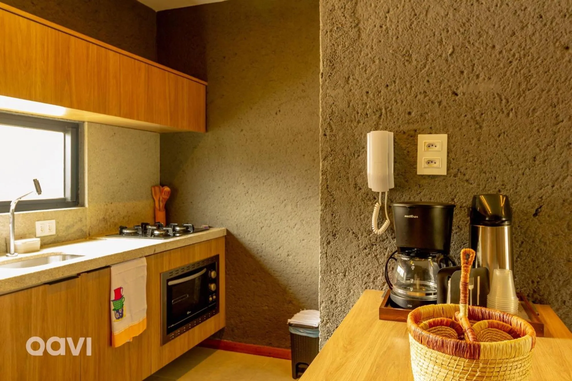 Kitchen or kitchenette in Villas Manatee Milagres por Quarto à Vista