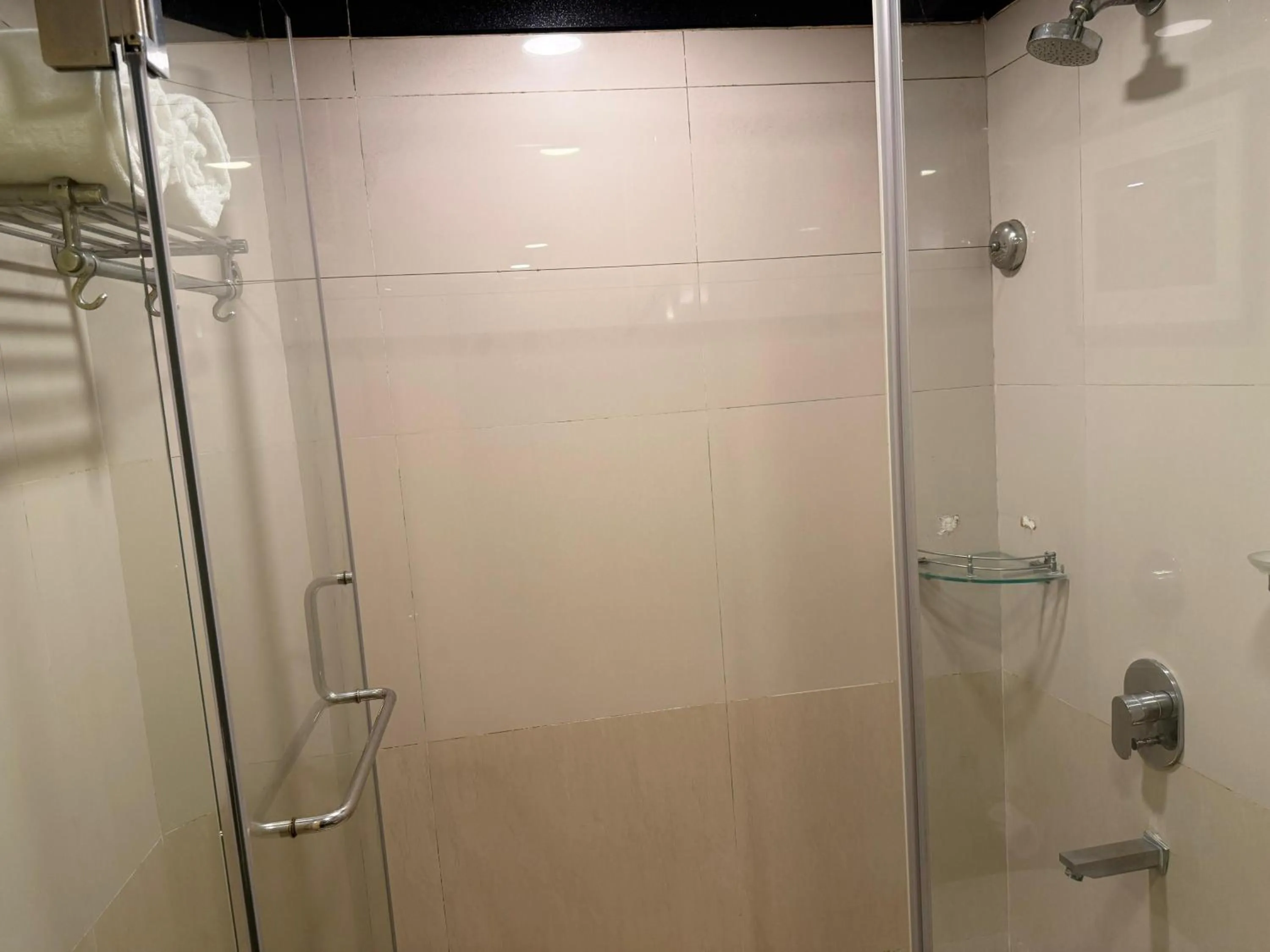 Bathroom in Hotel the Plaza