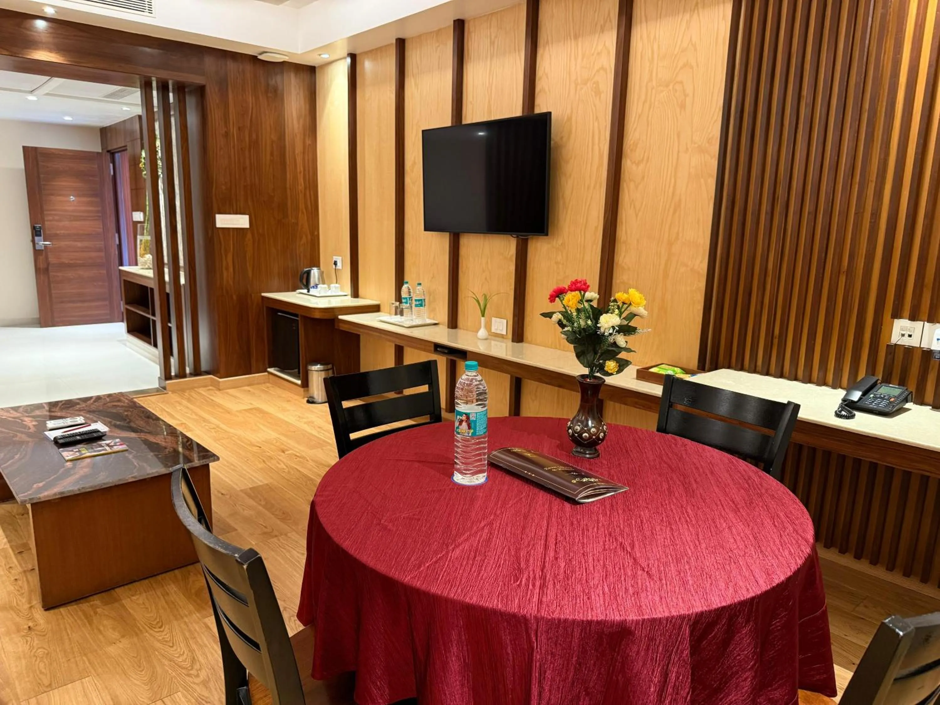 Dining area in Hotel the Plaza