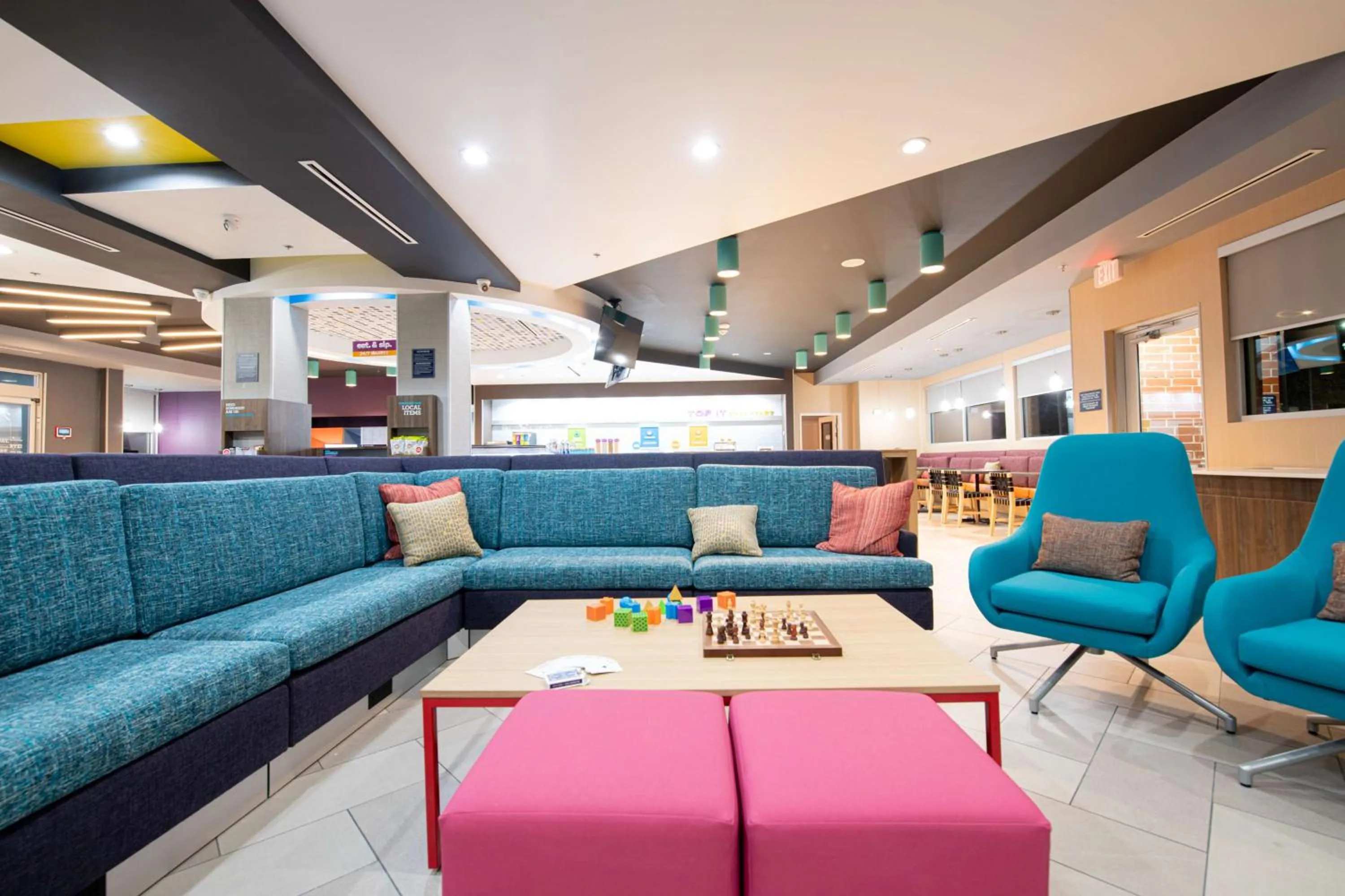 Lobby or reception in Tru By Hilton Lewisville Vista Ridge Mall