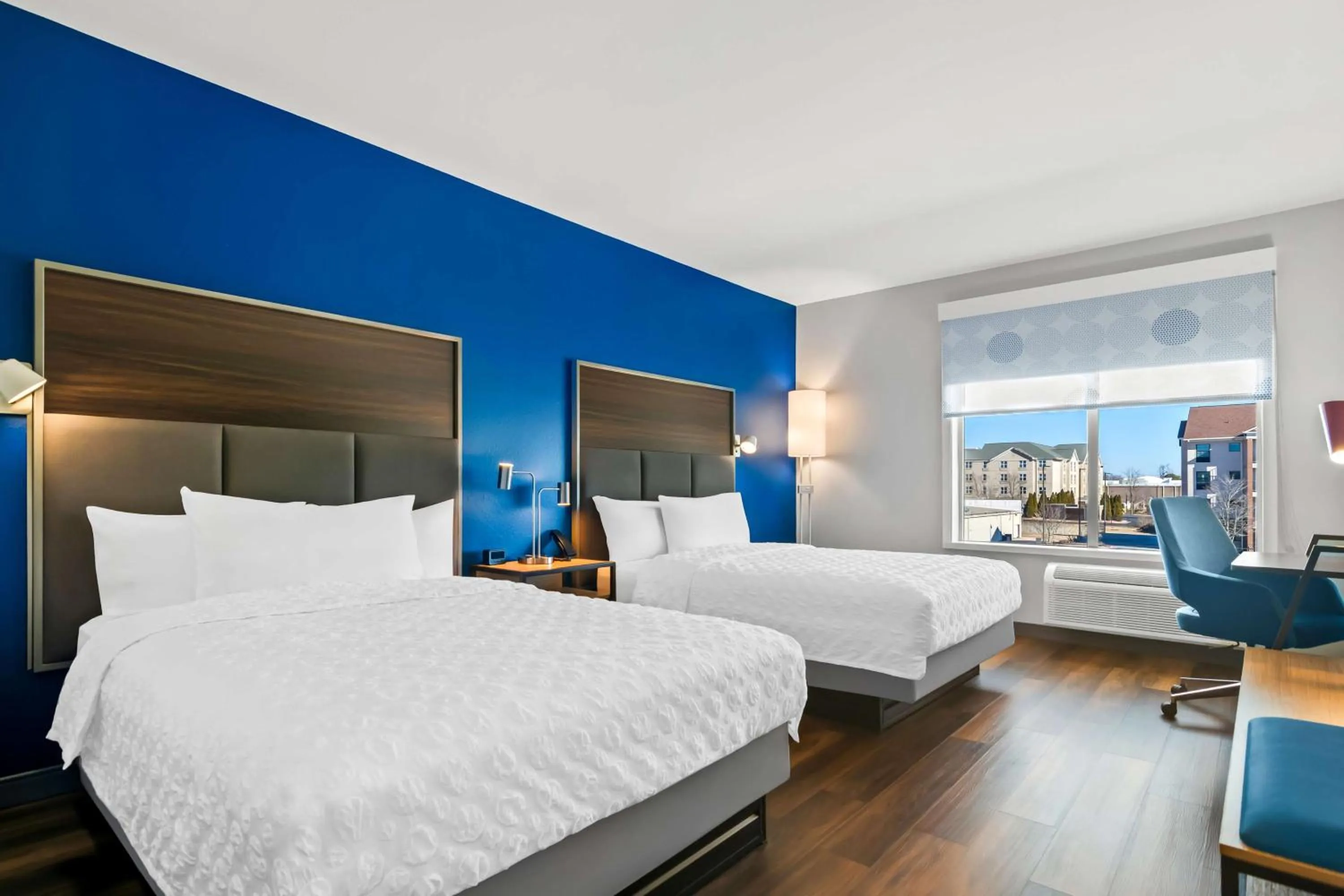 Bed in Tru By Hilton Rogers Bentonville