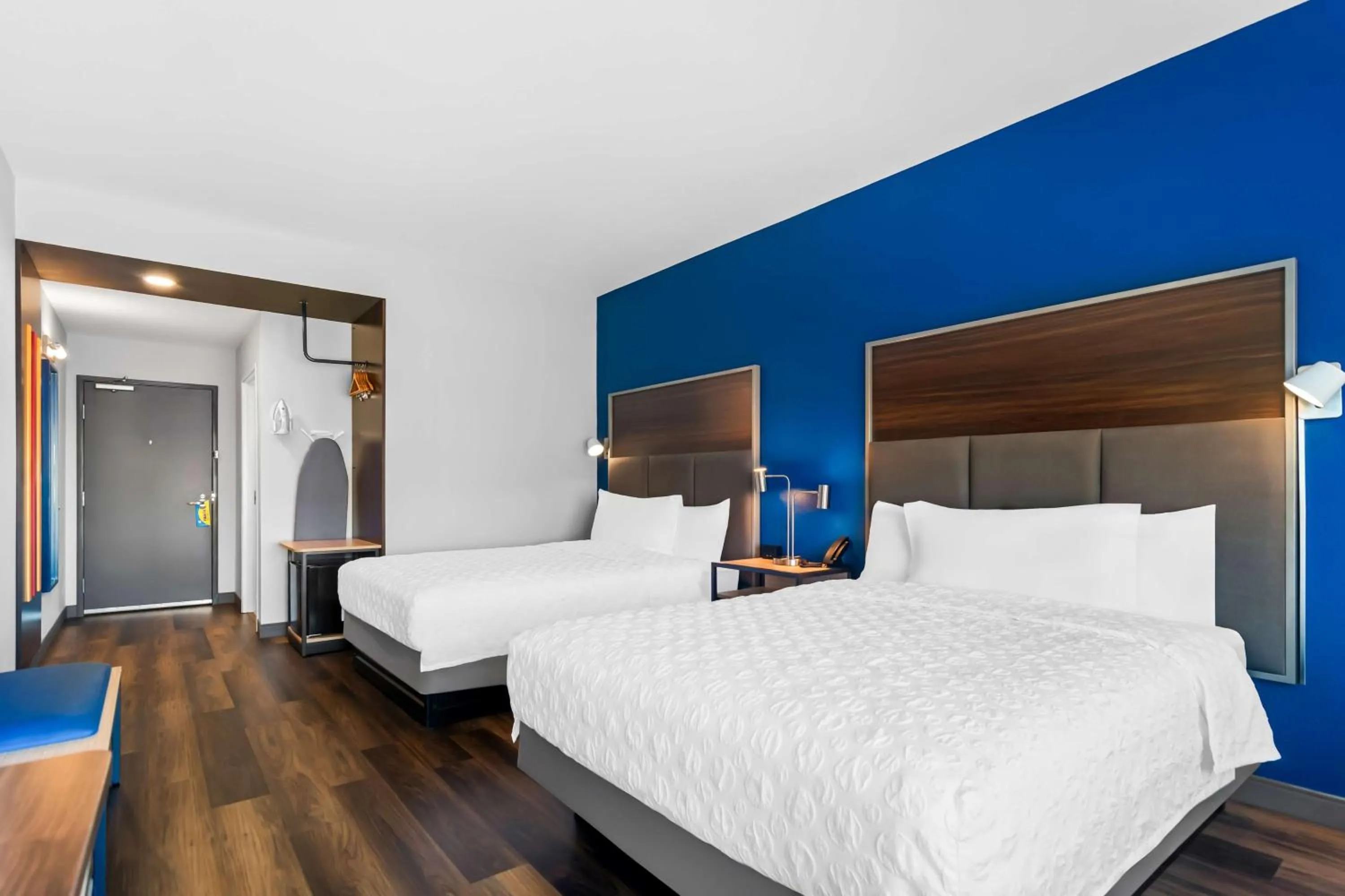 Bed in Tru By Hilton Rogers Bentonville