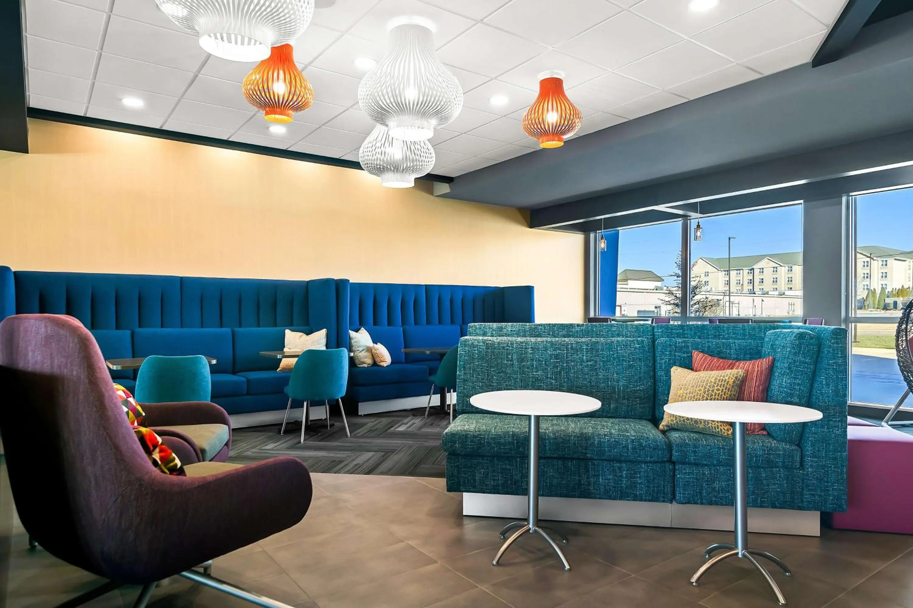 Lobby or reception in Tru By Hilton Rogers Bentonville