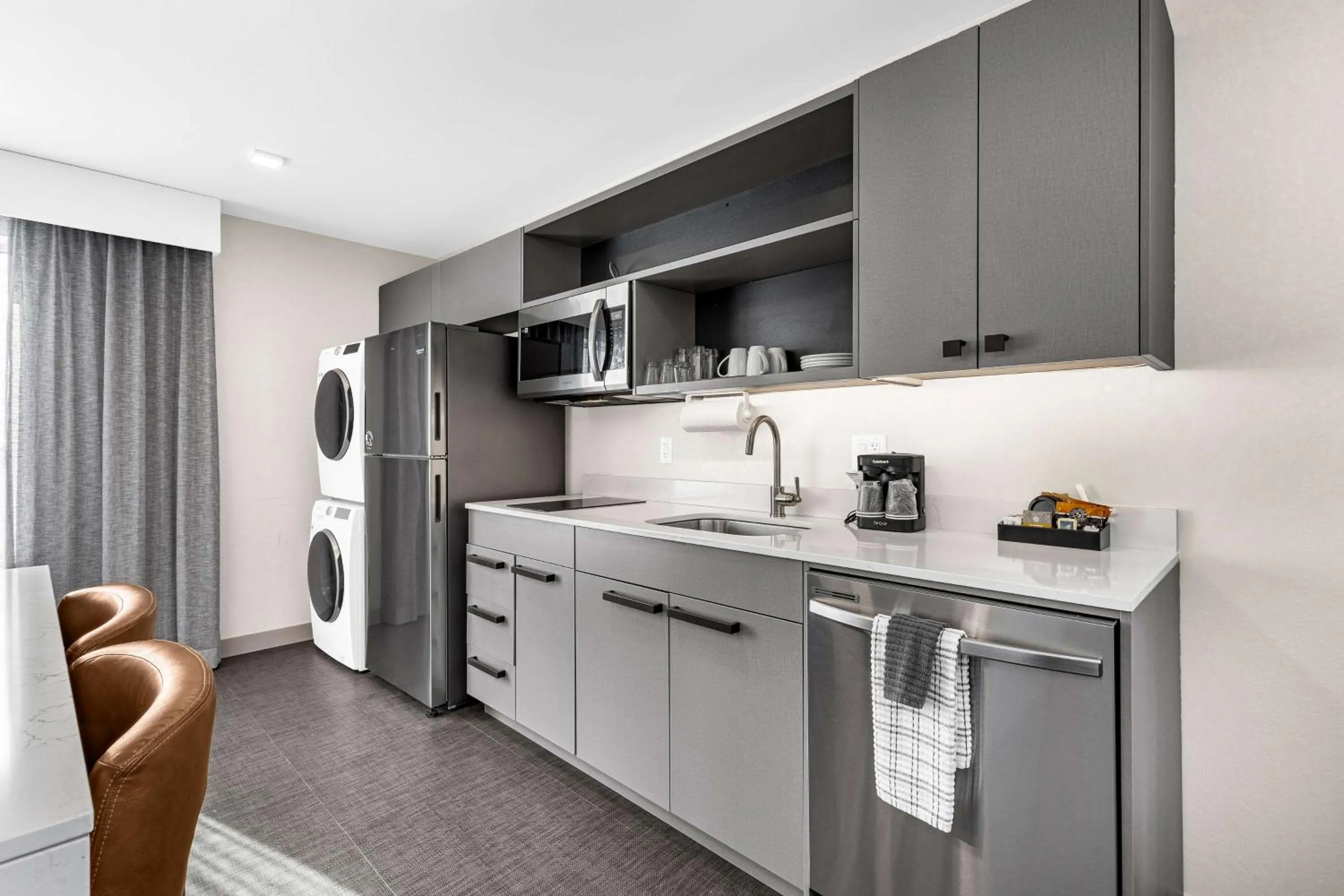 Kitchen or kitchenette in Homewood Suites By Hilton Colorado Springs Airport