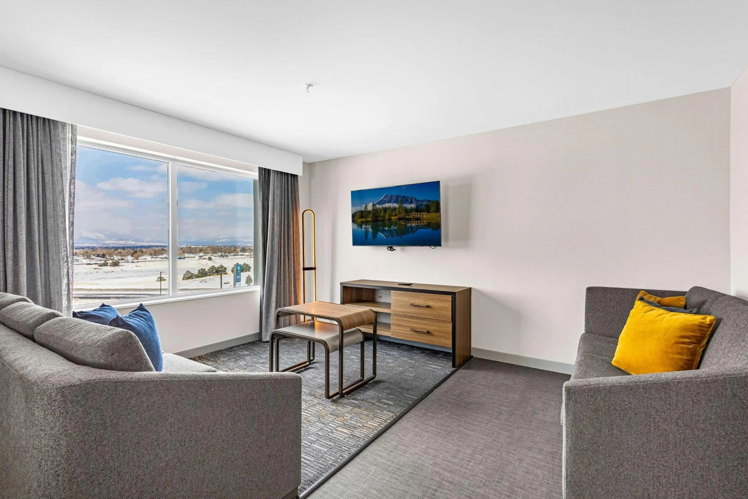 Living room in Homewood Suites By Hilton Colorado Springs Airport
