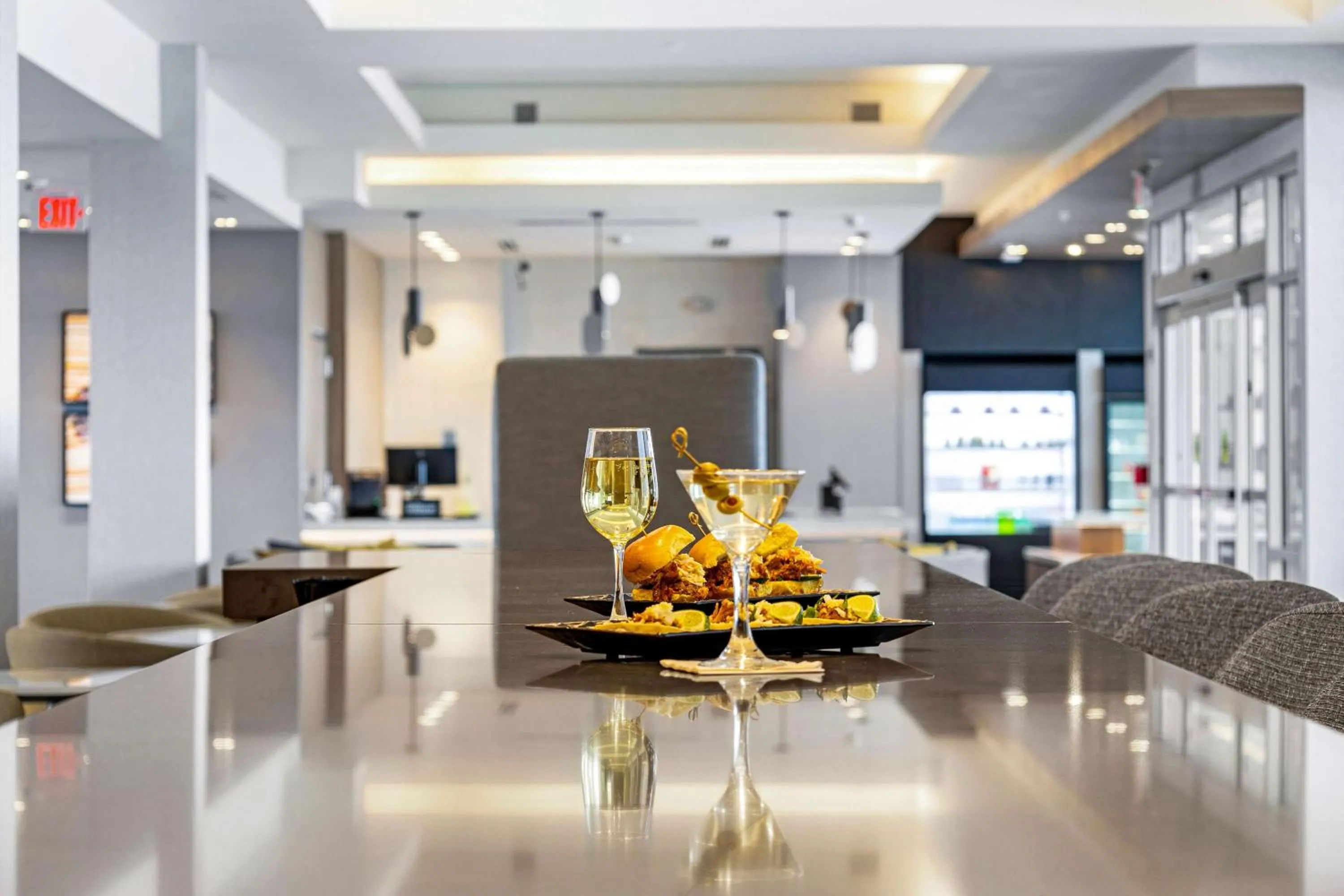 Lounge or bar in Homewood Suites By Hilton Colorado Springs Airport