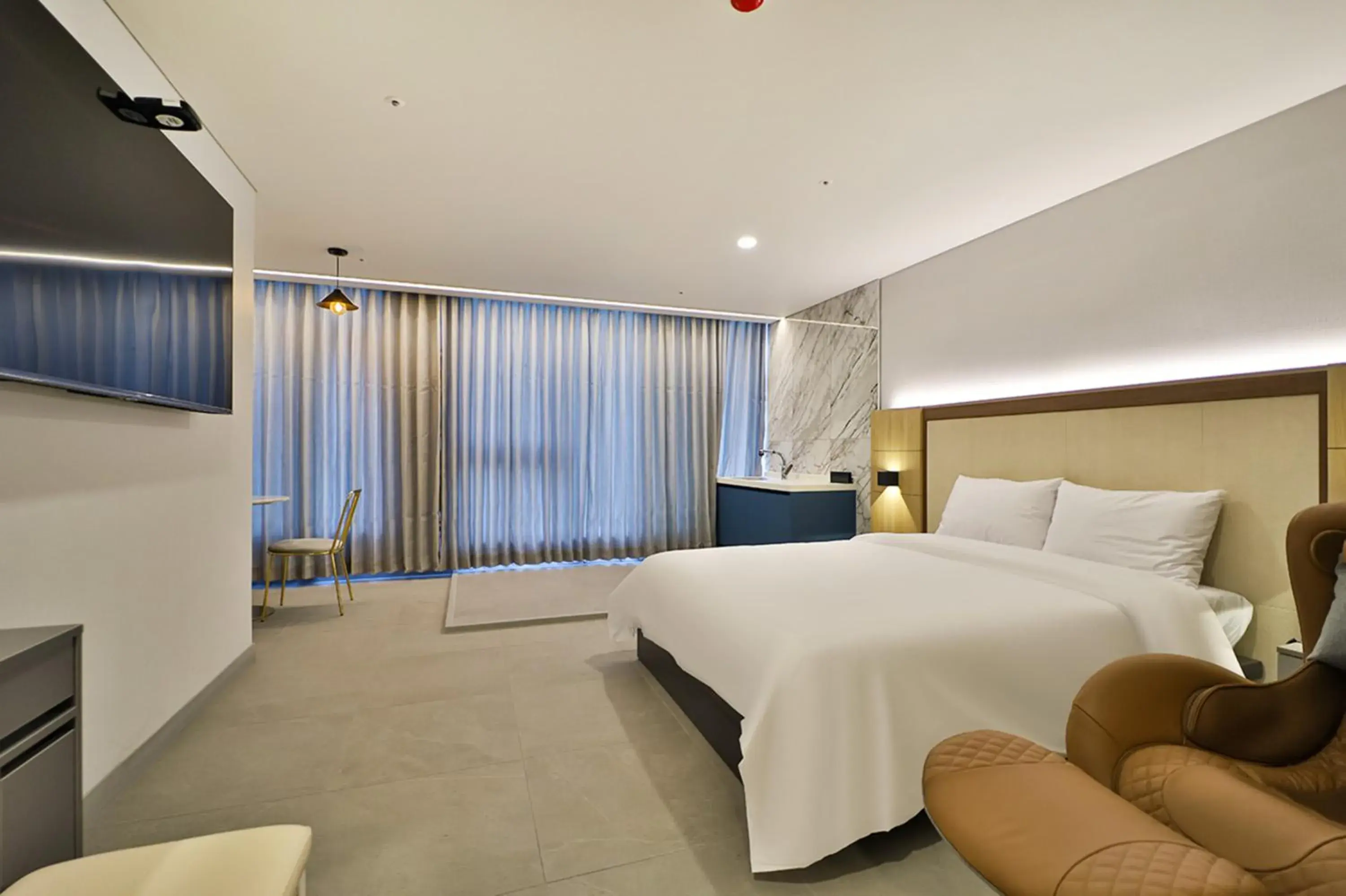 Superior Double Room in Gimhae City Hotel Superior Double Room in Gimhae City Hotel