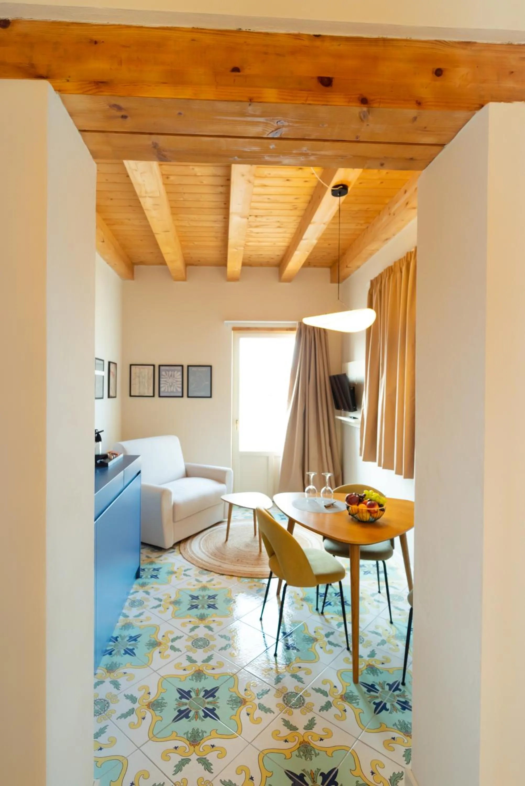 Living room, Bed in Fortaleza Charme House