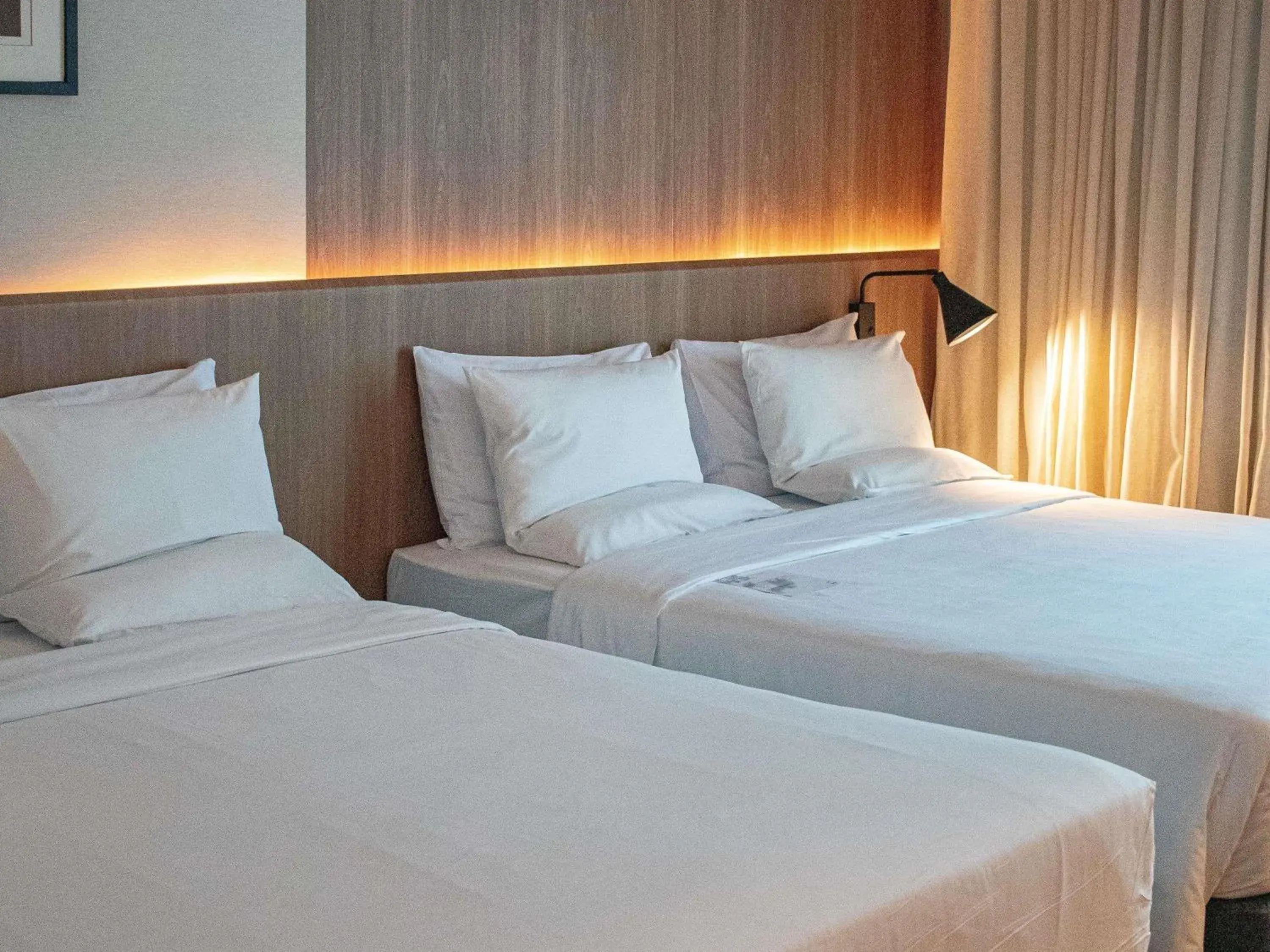 Standard Room with 2 Queen Beds in Novotel Sao Paulo Center Norte Standard Room with 2 Queen Beds in Novotel Sao Paulo Center Norte