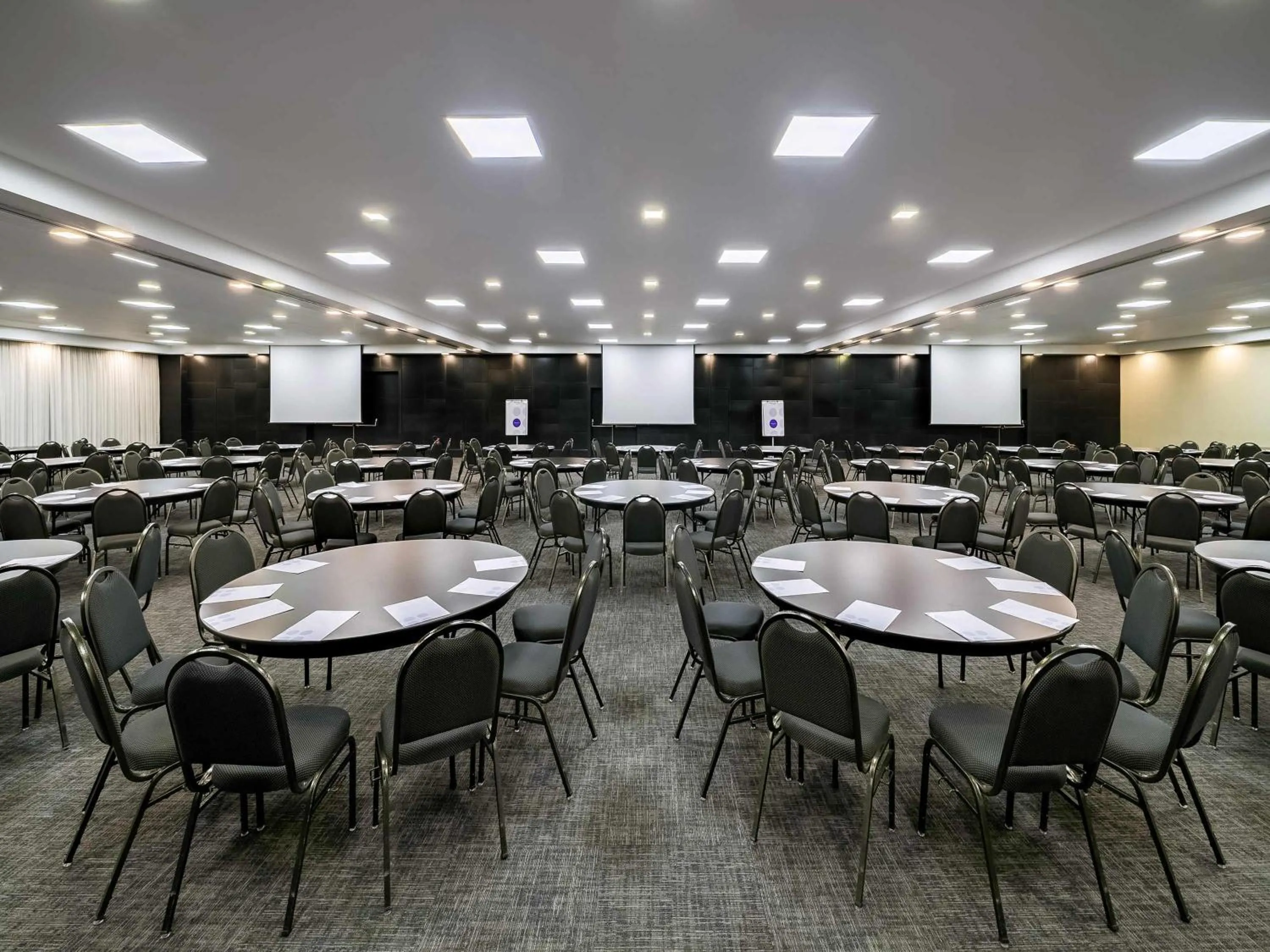 Meeting/conference room in Novotel Sao Paulo Center Norte