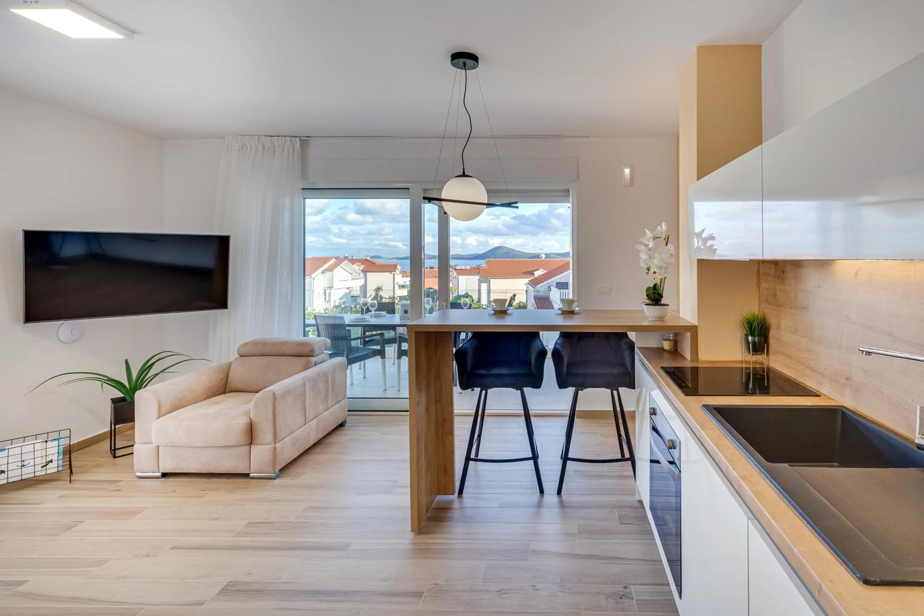 TV and multimedia in Villa Corcovado Deluxe Apartments with Heated Pool