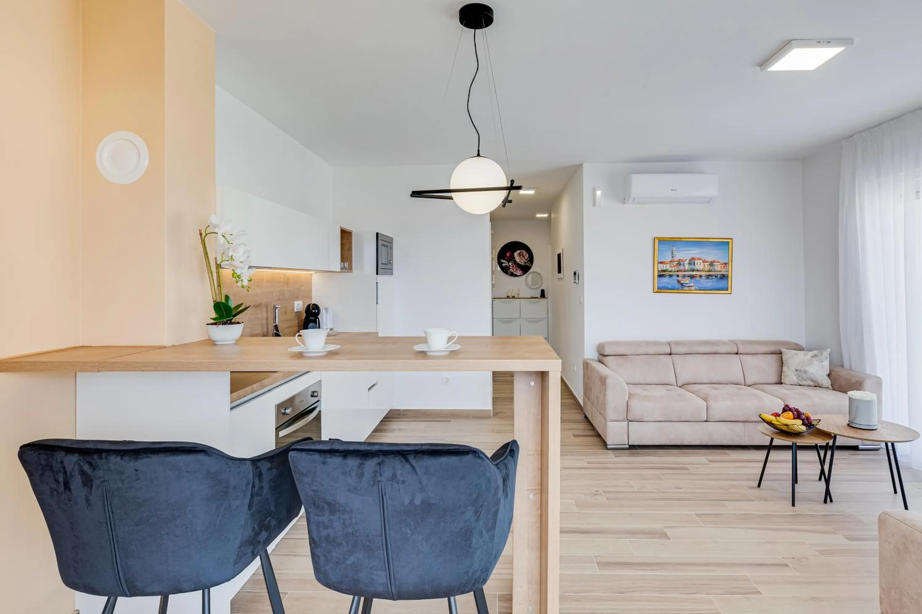 Kitchen or kitchenette in Villa Corcovado Deluxe Apartments with Heated Pool