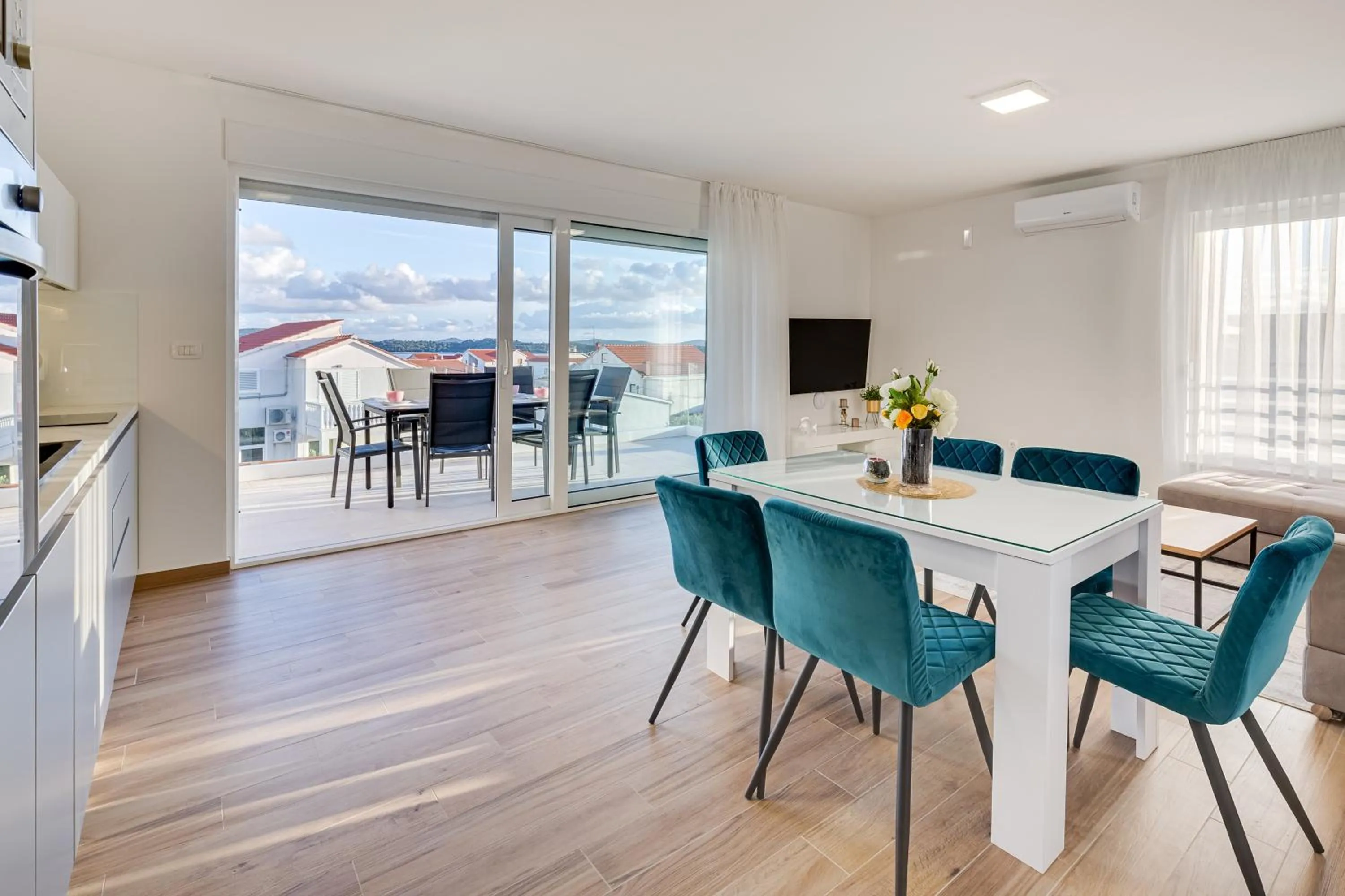 TV and multimedia in Villa Corcovado Deluxe Apartments with Heated Pool