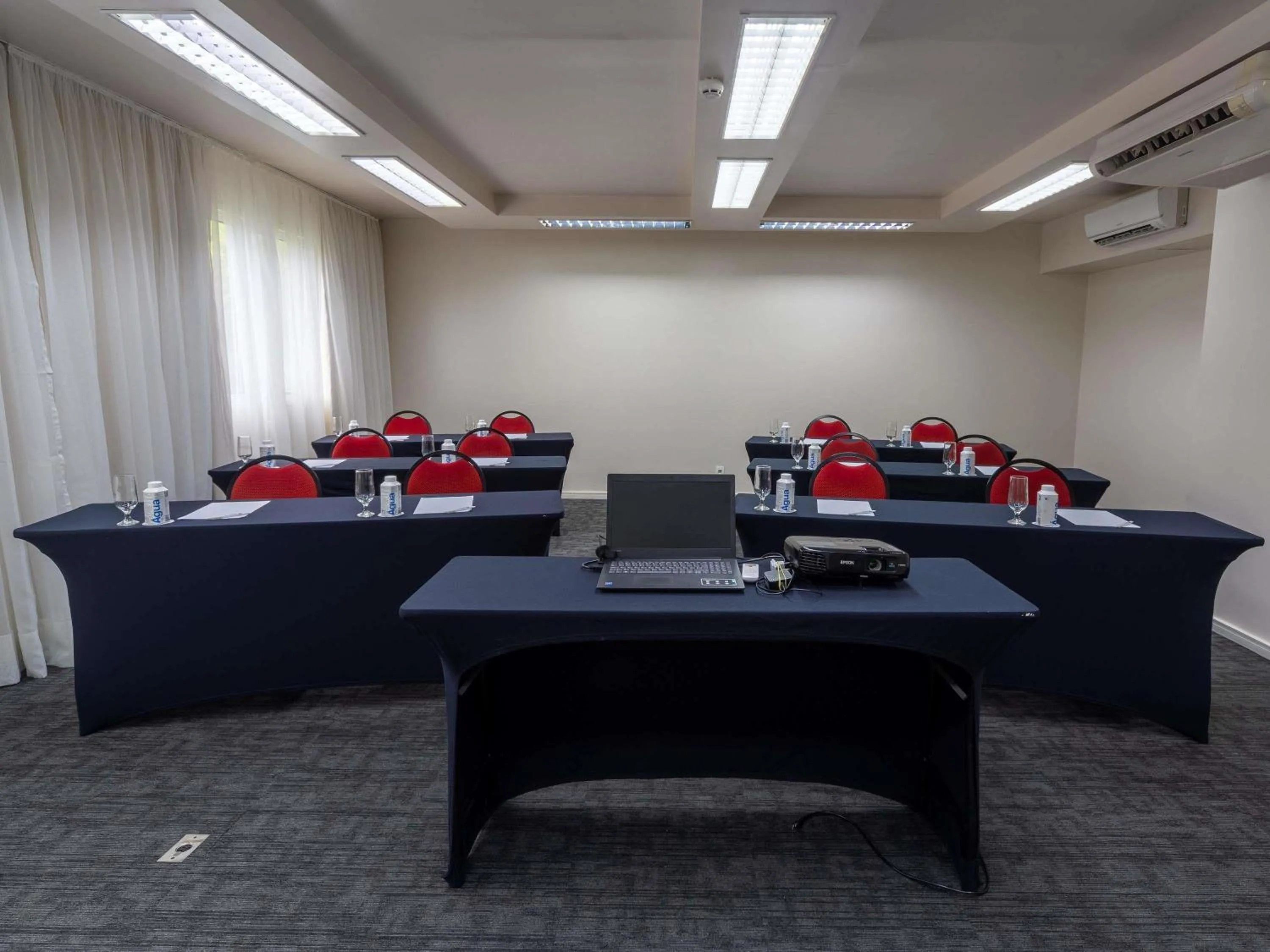 Meeting/conference room in Novotel Manaus