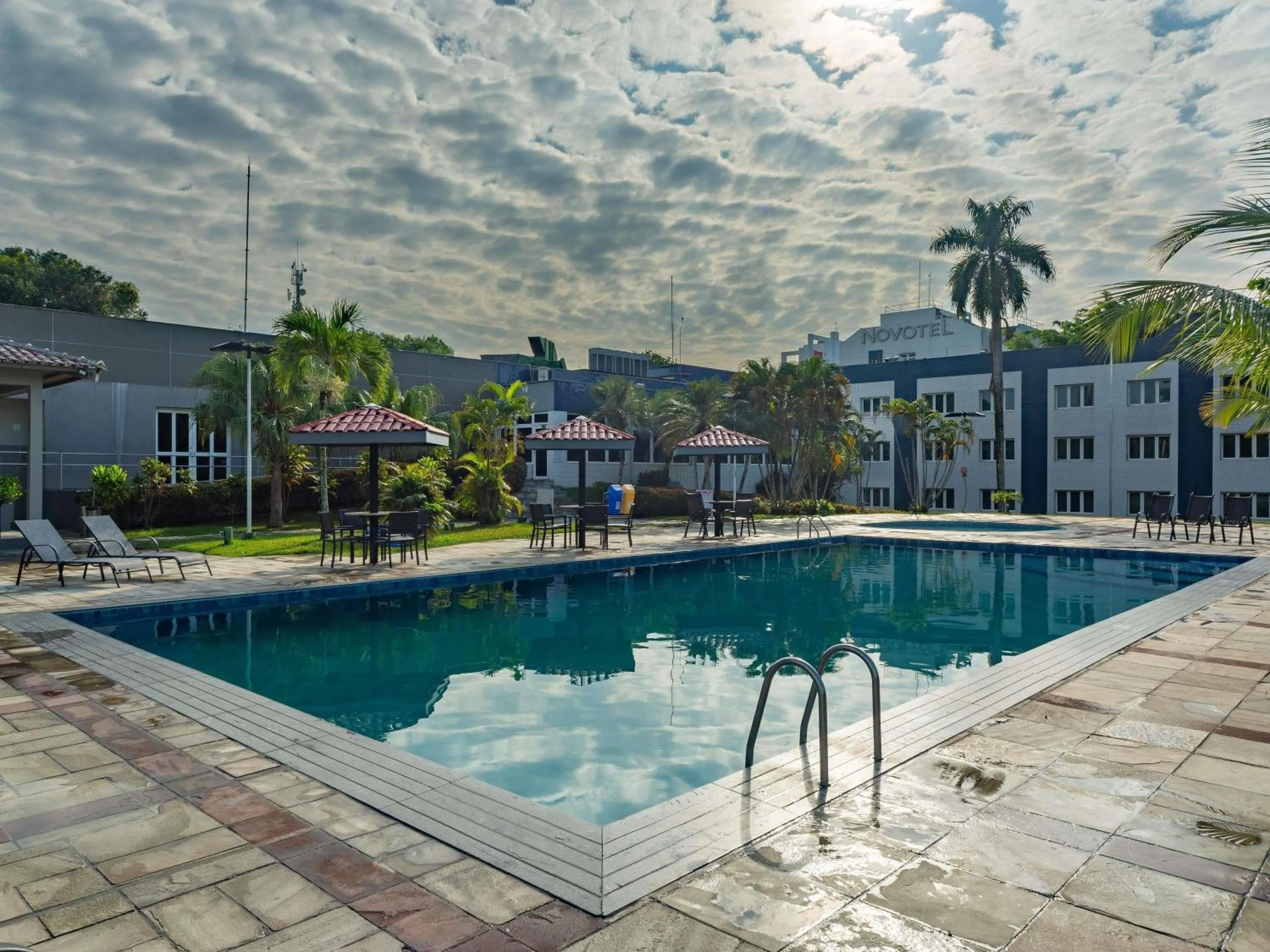 Pool view in Novotel Manaus