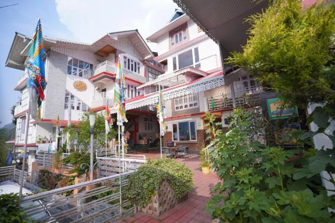 Udaan Tashi Gakhil Resort