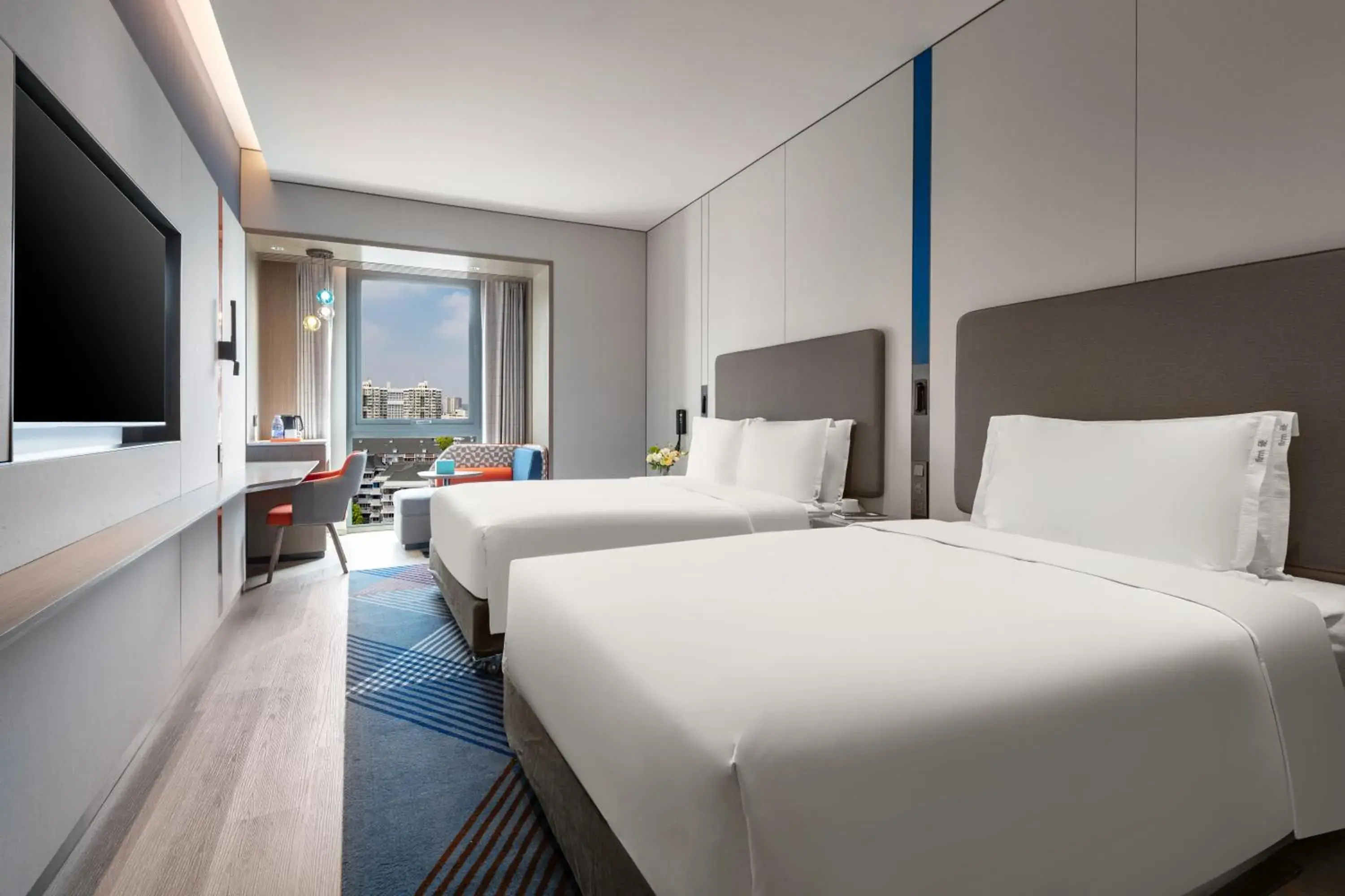 1 Queen and 1 Double Standard in Holiday Inn Express Changfeng Park 1 Queen and 1 Double Standard in Holiday Inn Express Changfeng Park