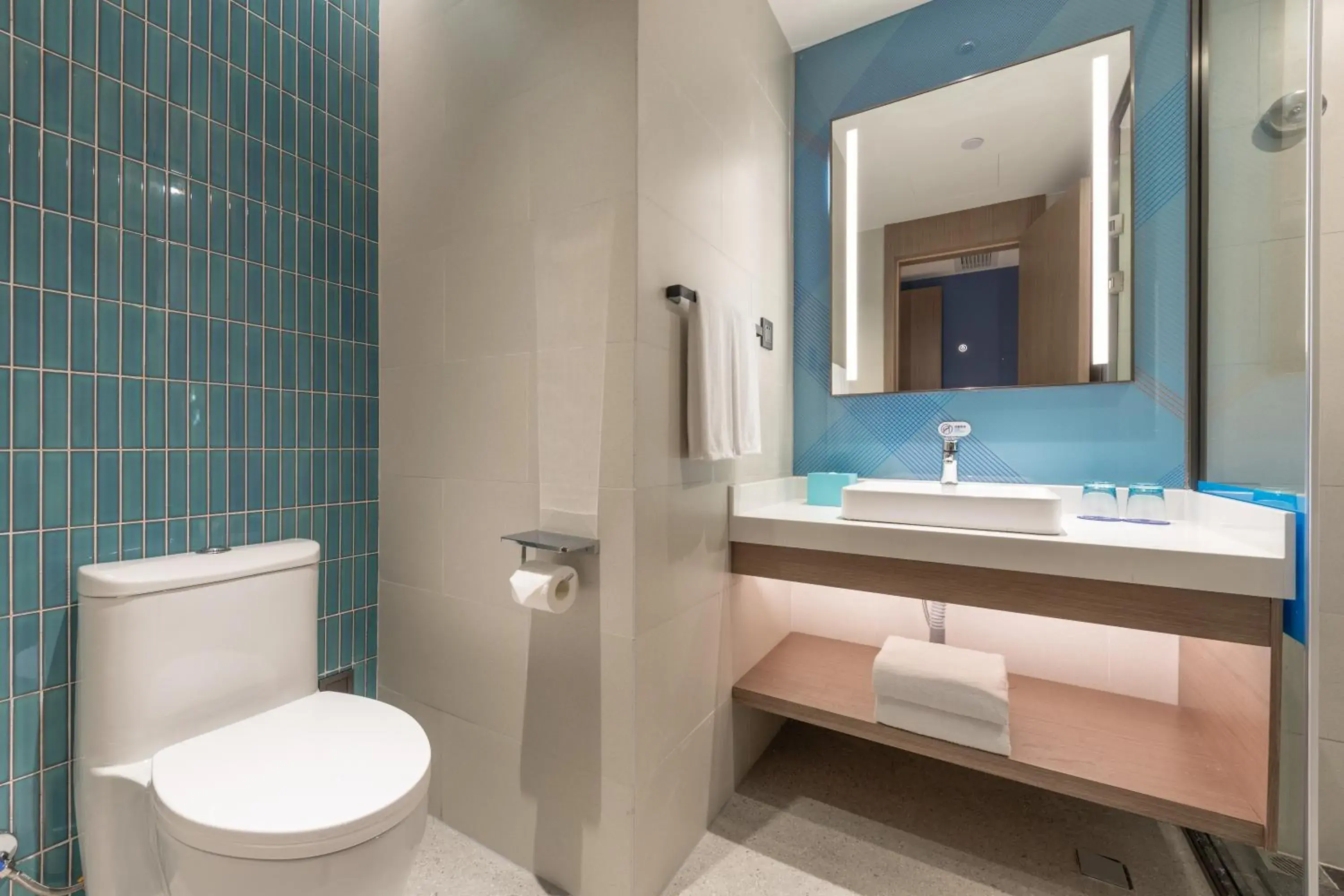 Standard Room in Holiday Inn Express Changfeng Park Standard Room in Holiday Inn Express Changfeng Park