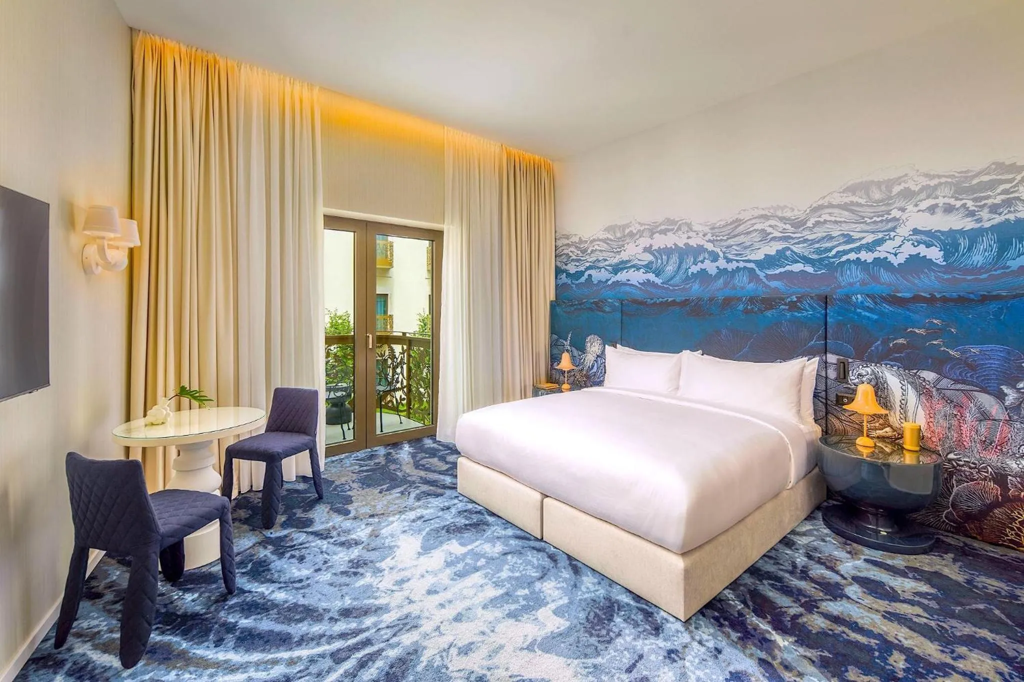 Photo of the whole room, Bed in Kimpton BEM Budapest by IHG