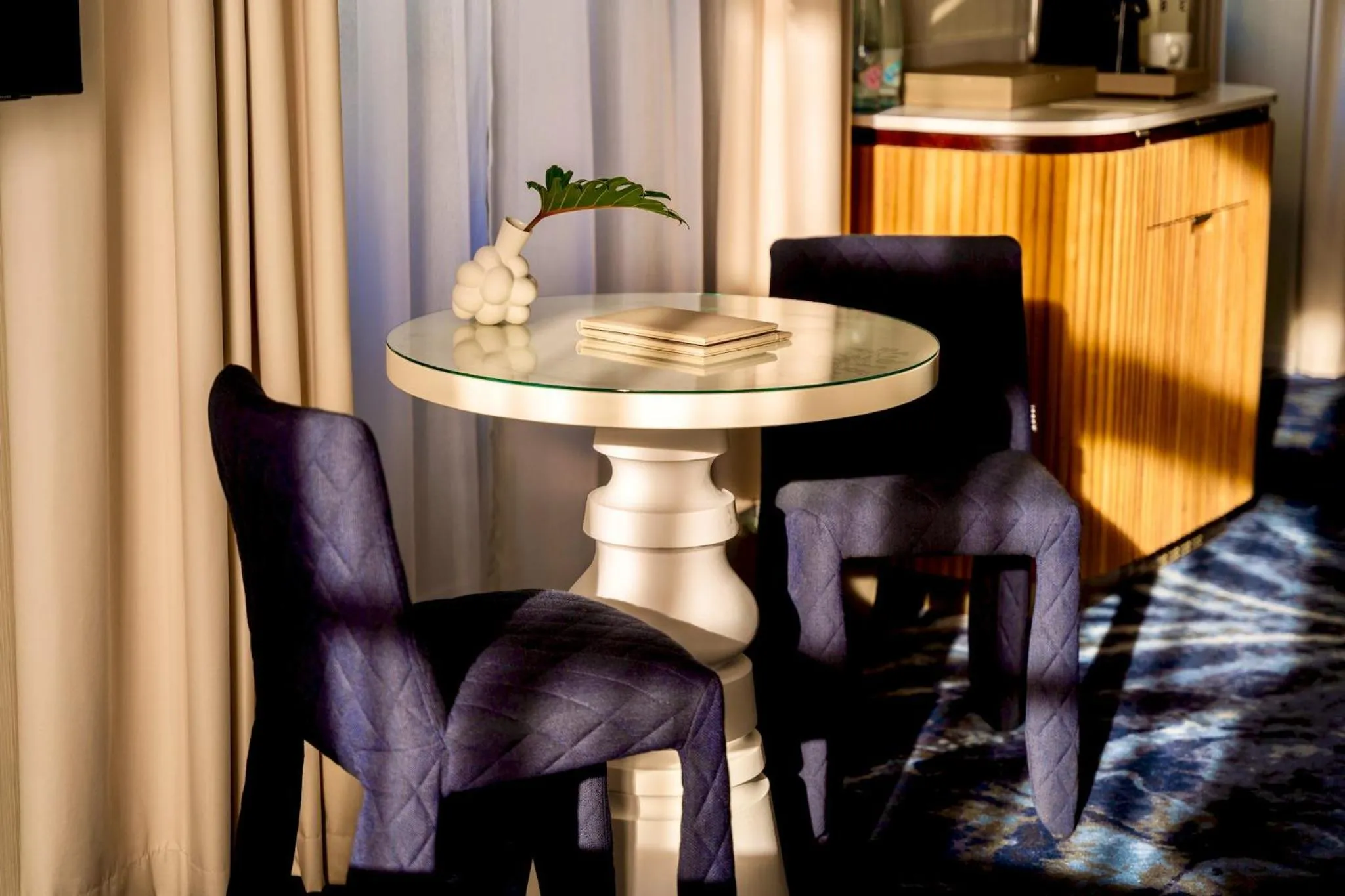 Photo of the whole room in Kimpton BEM Budapest by IHG