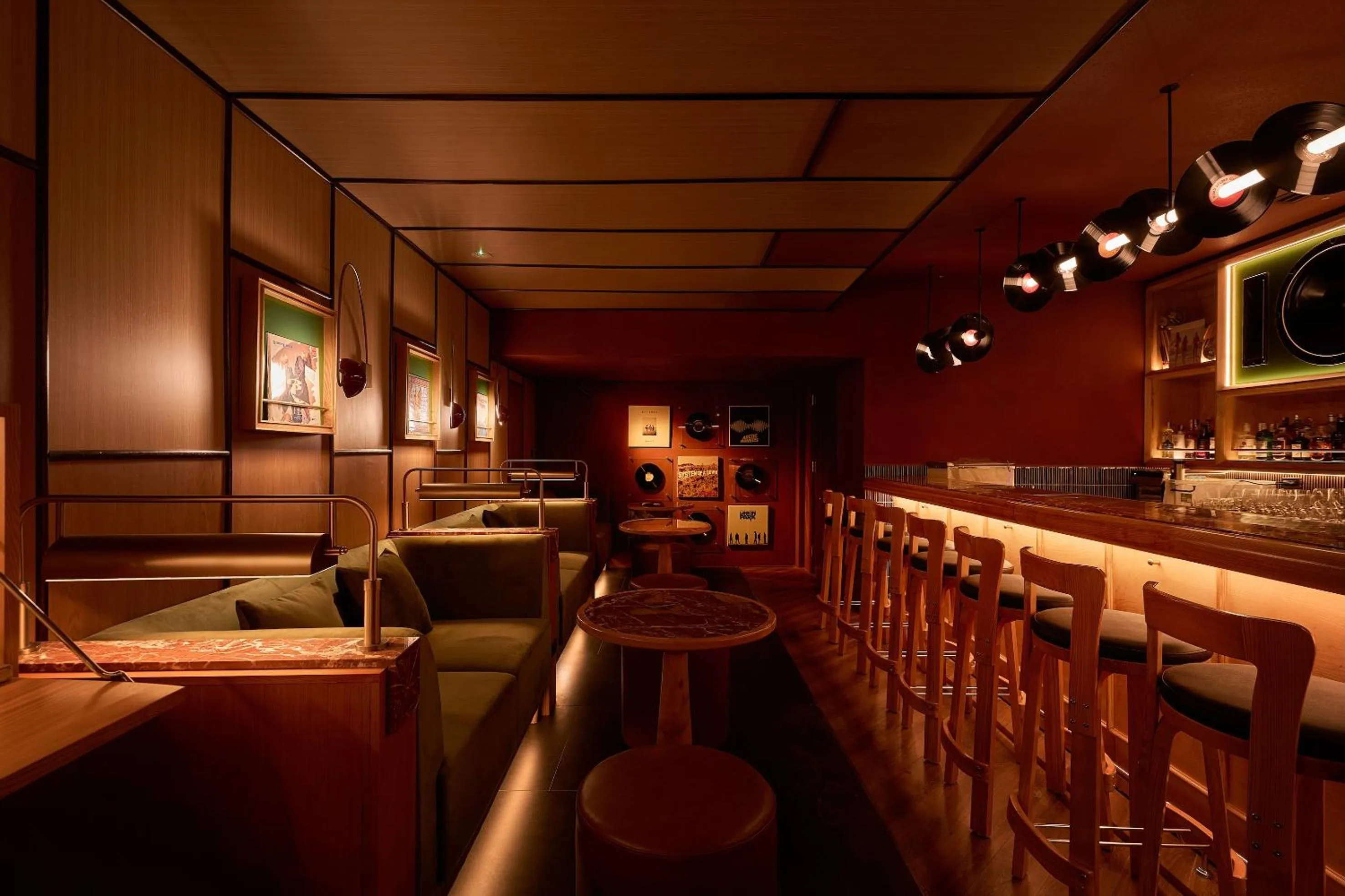 Nightclub / DJ in CLASSYC Hotel