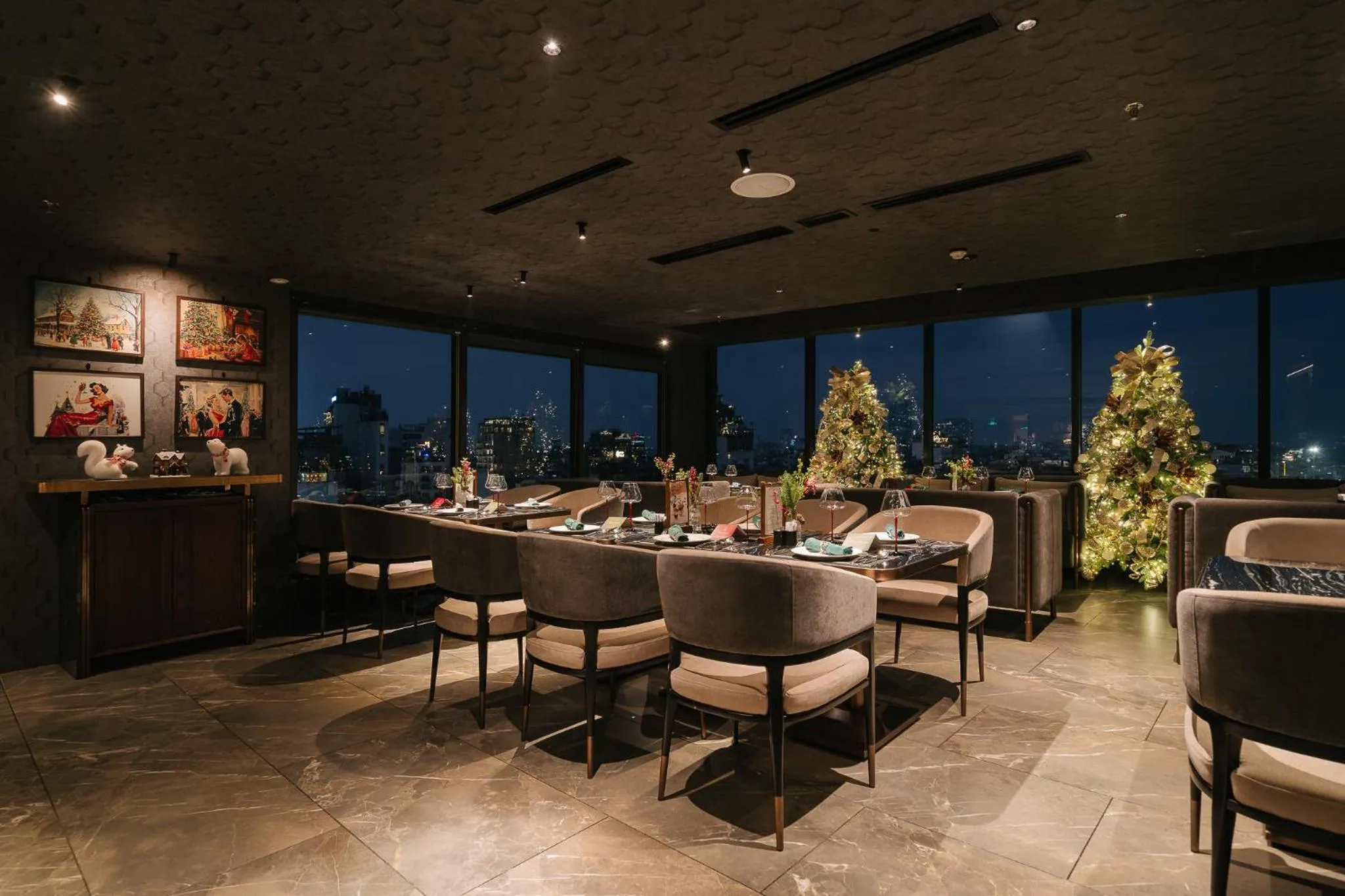 Restaurant/places to eat in CLASSYC Hotel